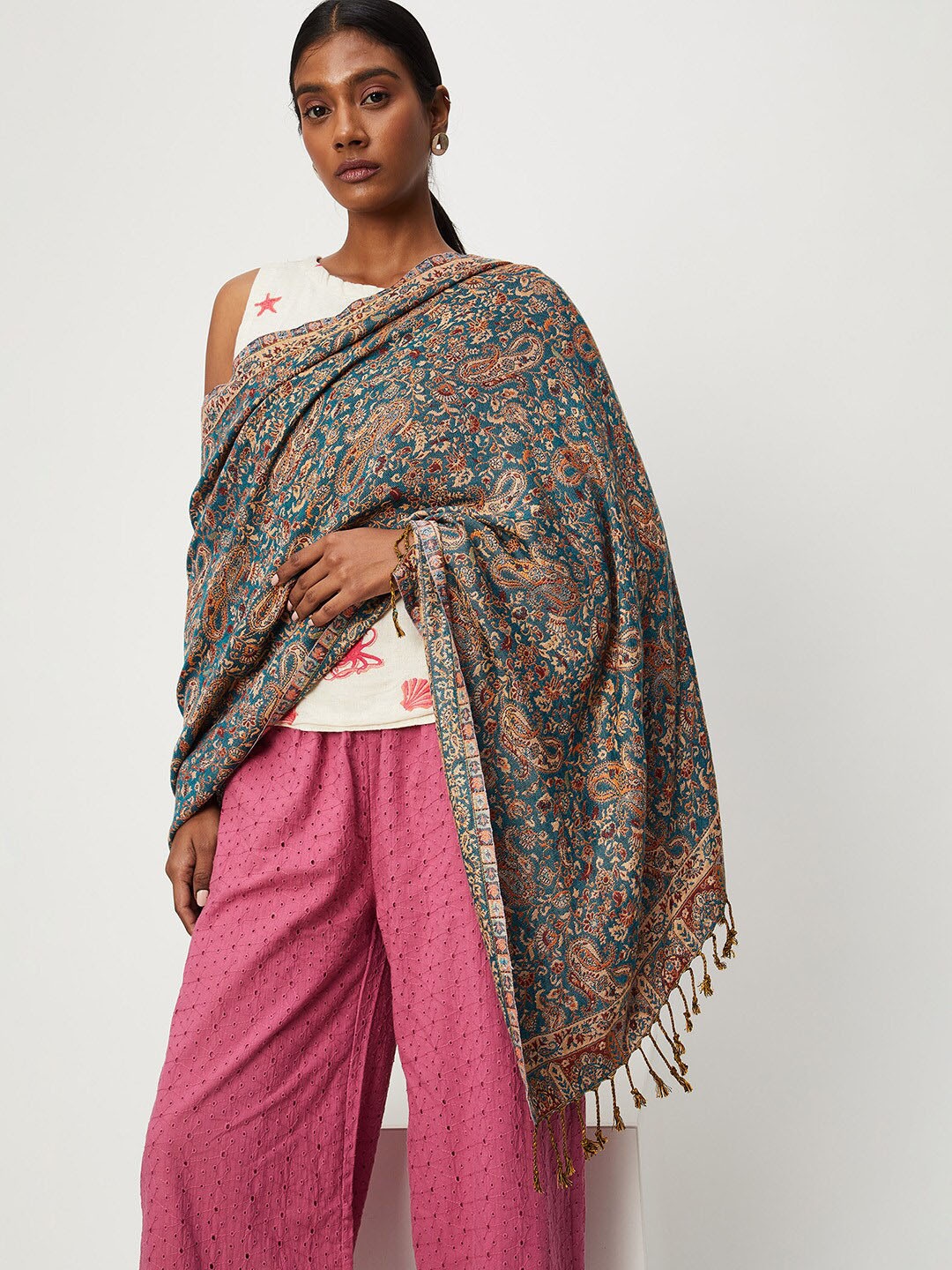 

max Women Woven-Design Paisley Printed Shawl, Blue