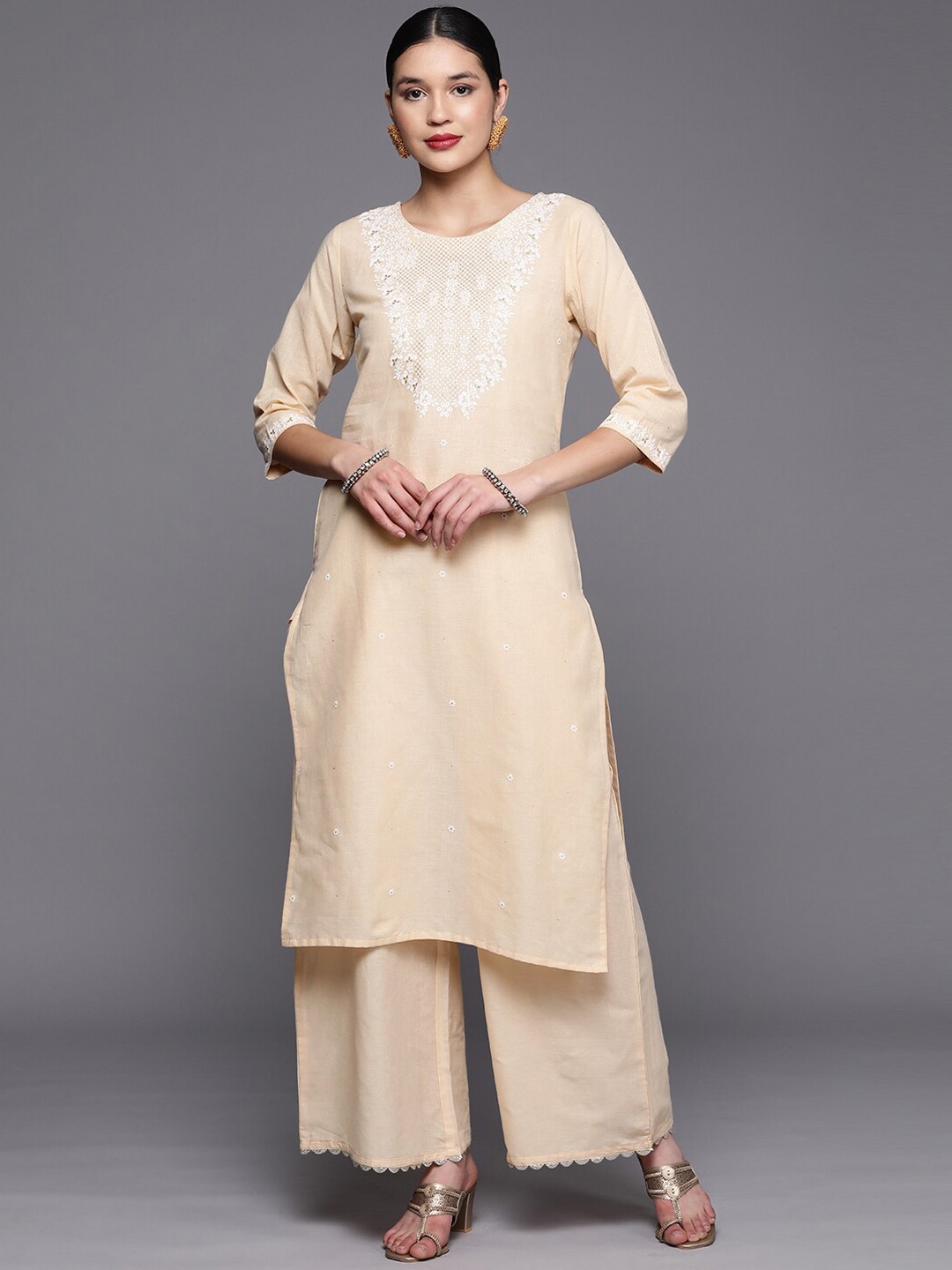 

Ahalyaa Floral Printed Pure Cotton Kurta with Palazzos, Tan