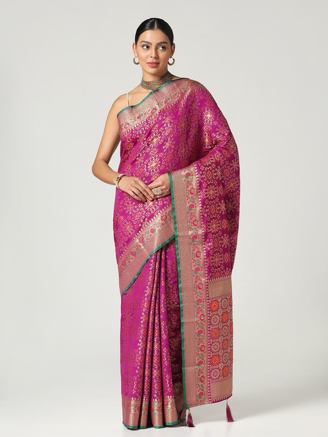 

BOMBAY SELECTIONS Woven Design Zari Art Silk Banarasi Saree, Purple