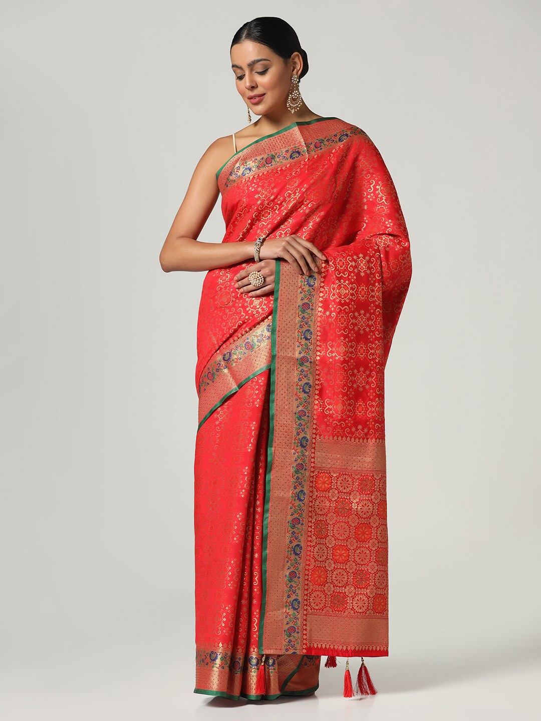 

BOMBAY SELECTIONS Woven Design Zari Banarasi Saree, Red