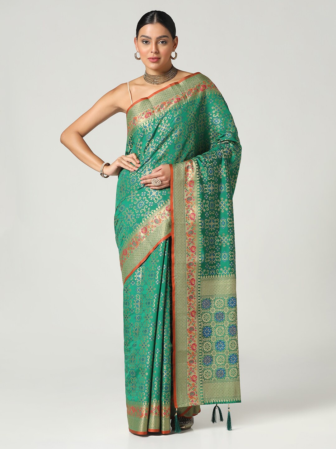 

BOMBAY SELECTIONS Woven Design Zari Banarasi Saree, Green