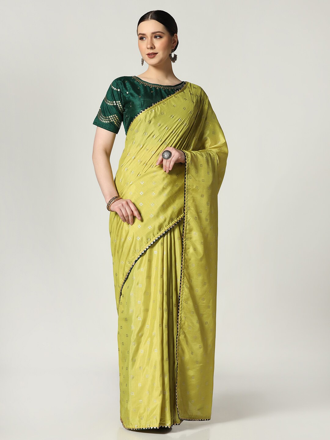 

BOMBAY SELECTIONS Ethnic Motifs Satin Saree, Lime green