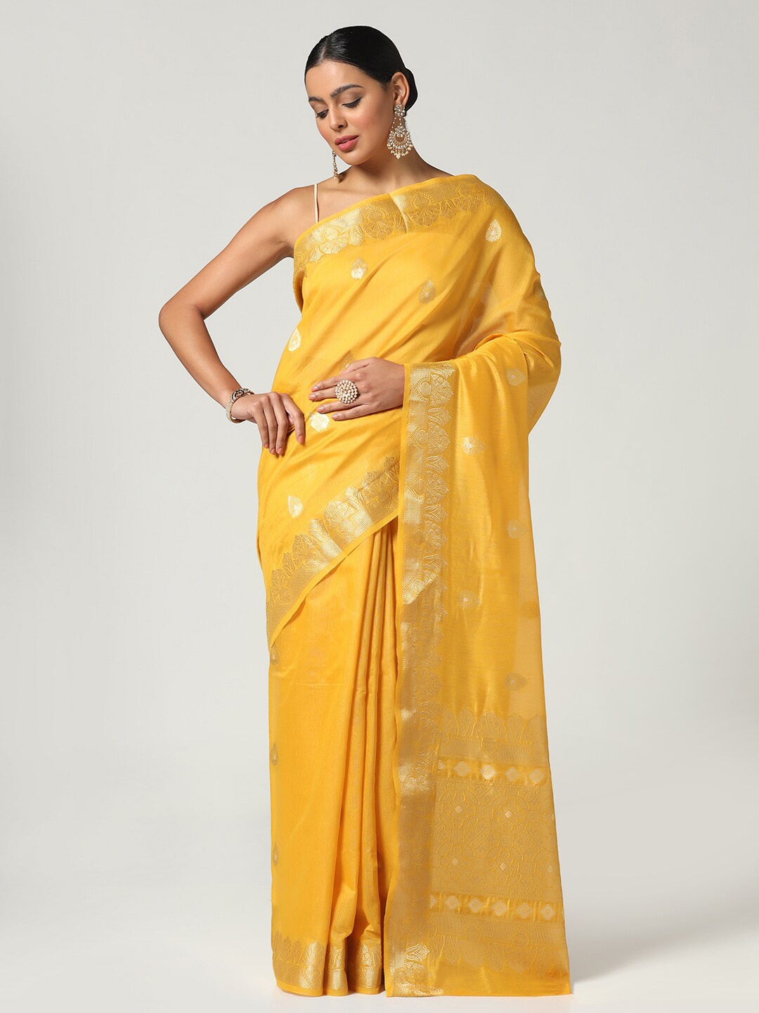 

BOMBAY SELECTIONS Woven Design Zari Banarasi Saree, Yellow