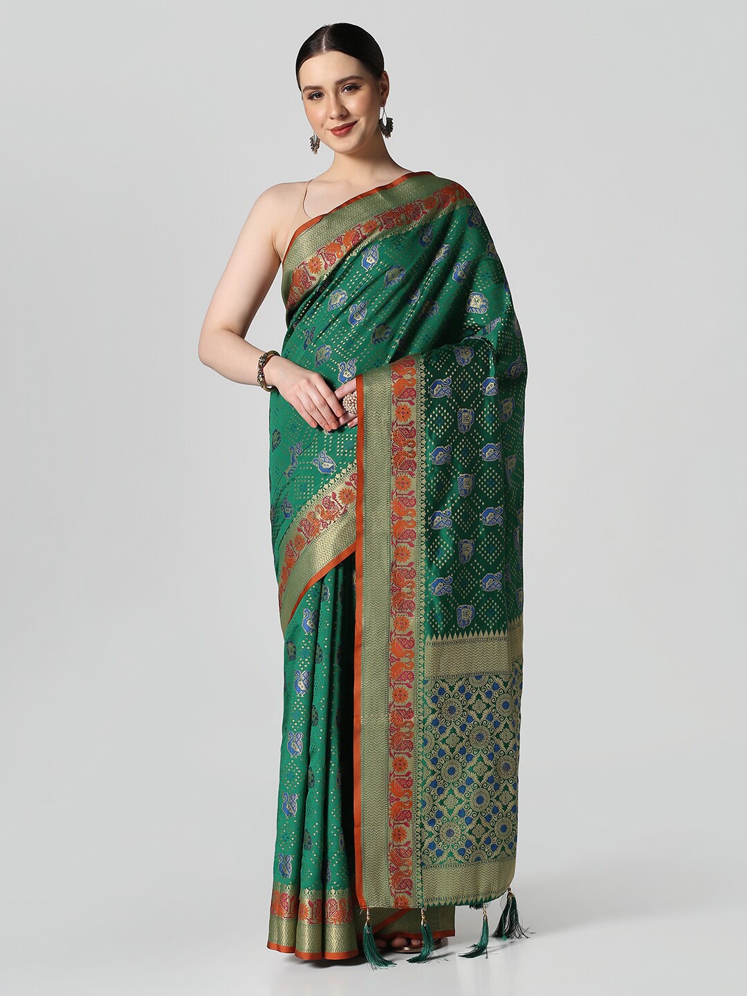 

BOMBAY SELECTIONS Ethnic Motifs Zari Banarasi Saree, Green