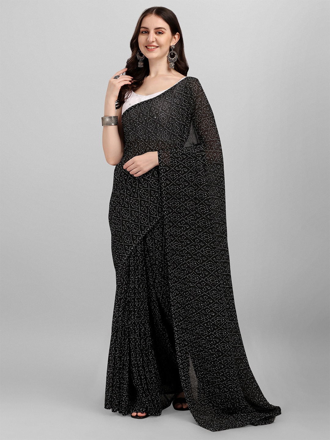 

Shiv Textiles Bandhani Printed Saree, Black