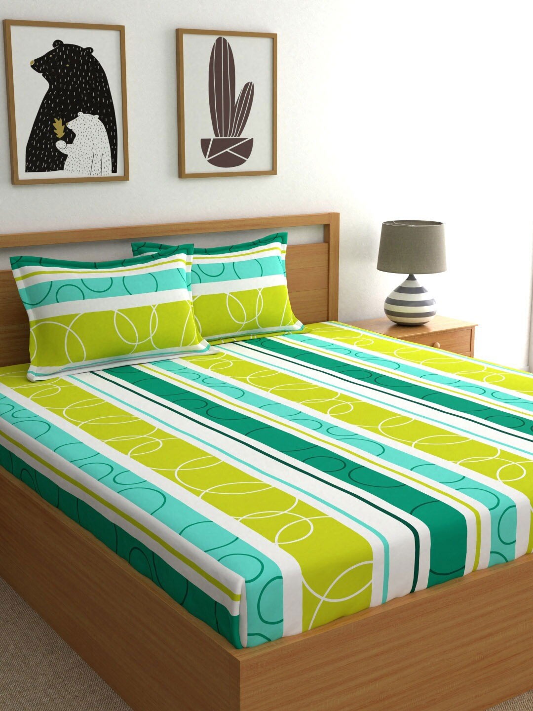 

Home Ecstasy Lime Green & White Geometric 140 TC Fitted King Bedsheet with 2 Pillow Covers