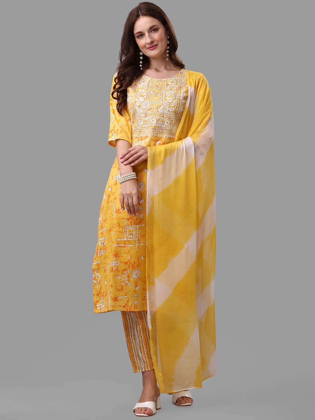 

Berrylicious Women Ethnic Motifs Thread Work Pure Cotton Kurta with Trousers & Dupatta, Yellow