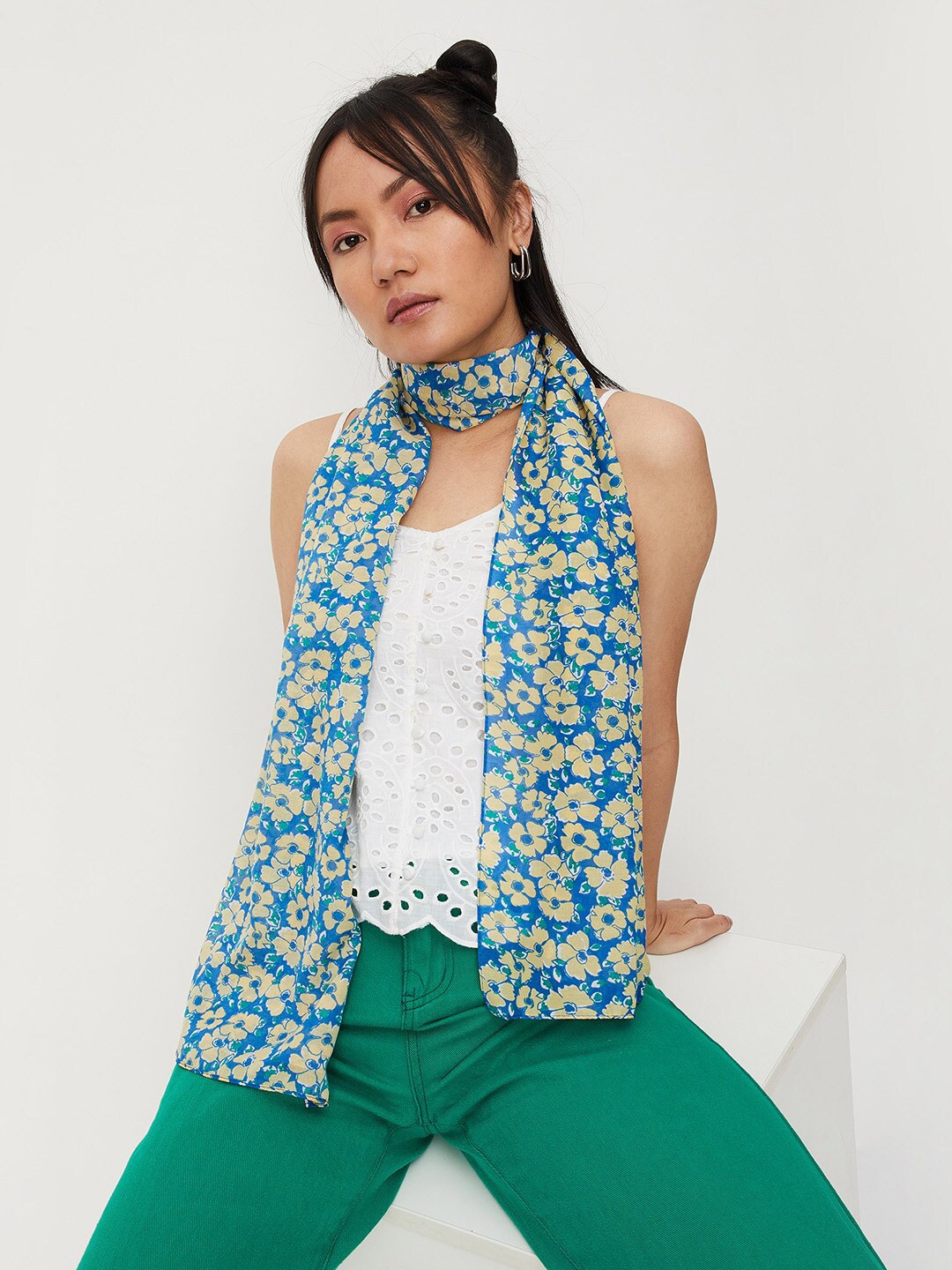 

max Women Floral Printed Scarf, Blue