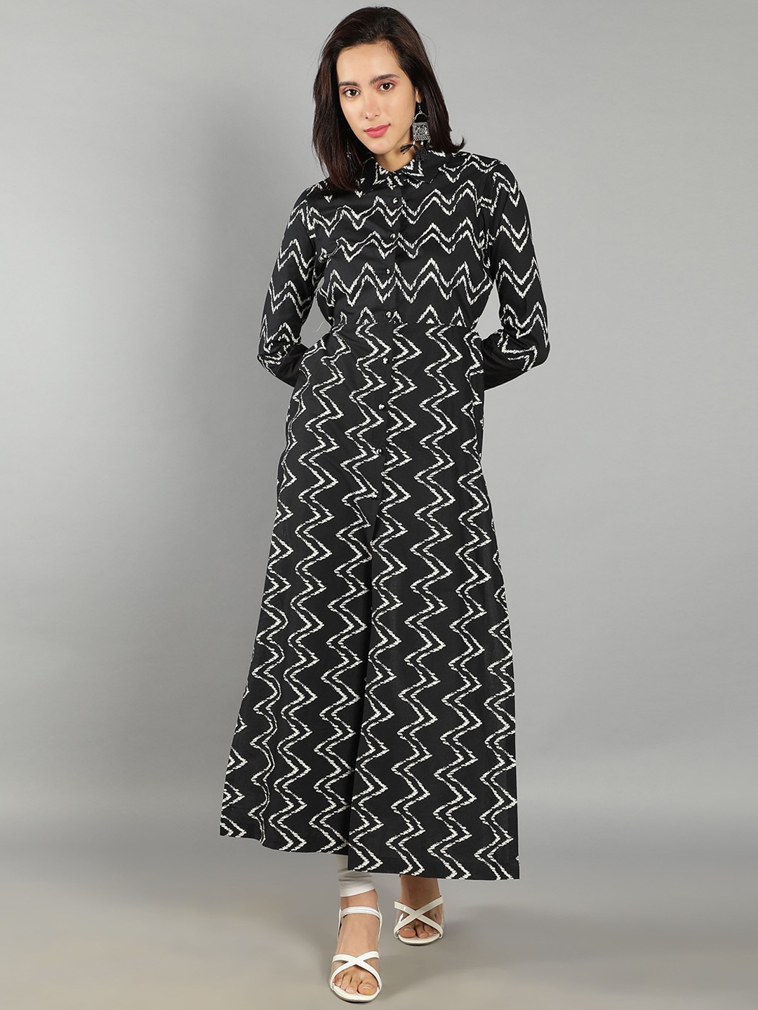 

See Designs Women Printed Shirt Collar Cotton Kurta, Black
