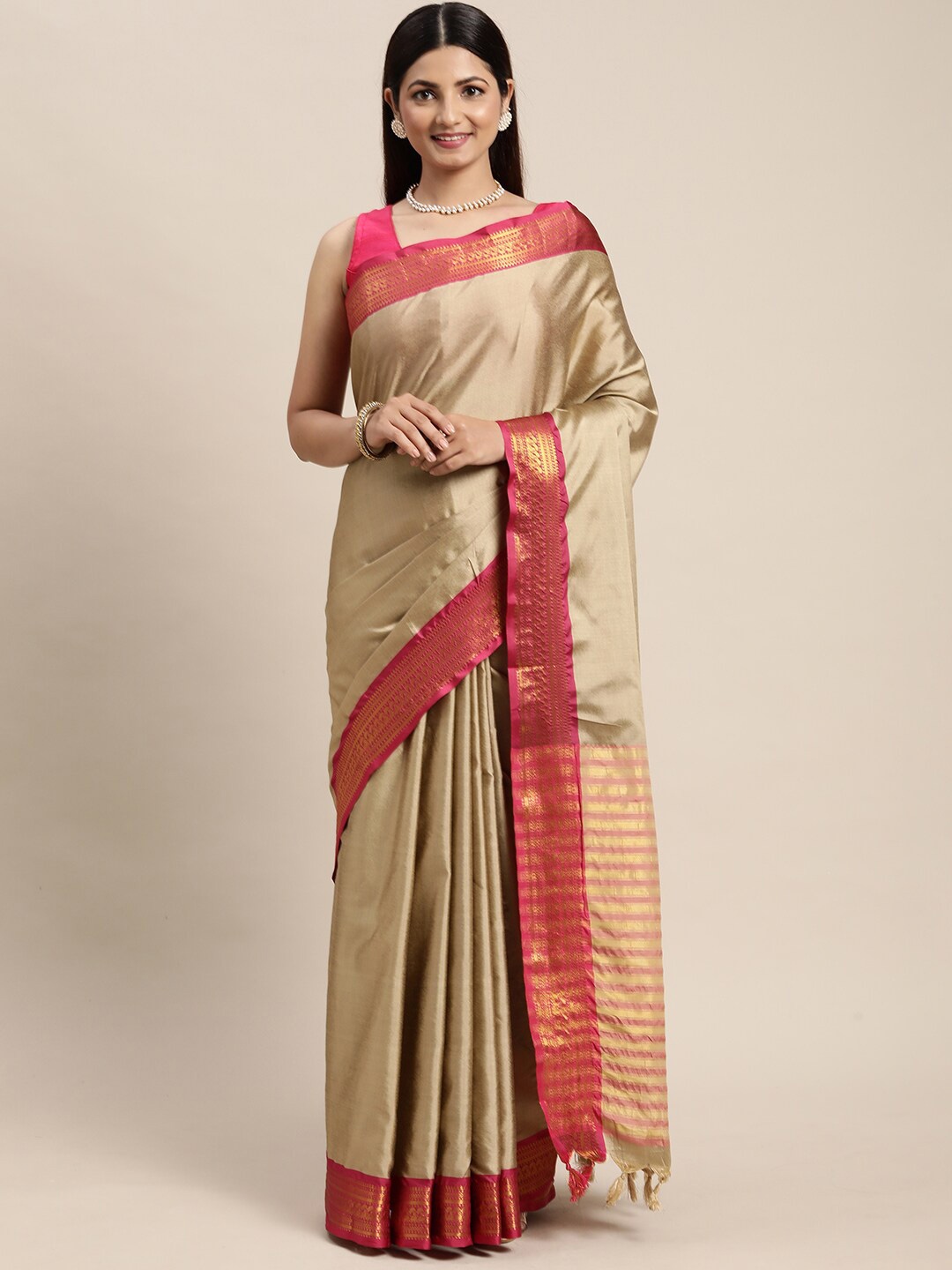 

eshami Cream-Coloured & Red Zari Silk Blend Saree