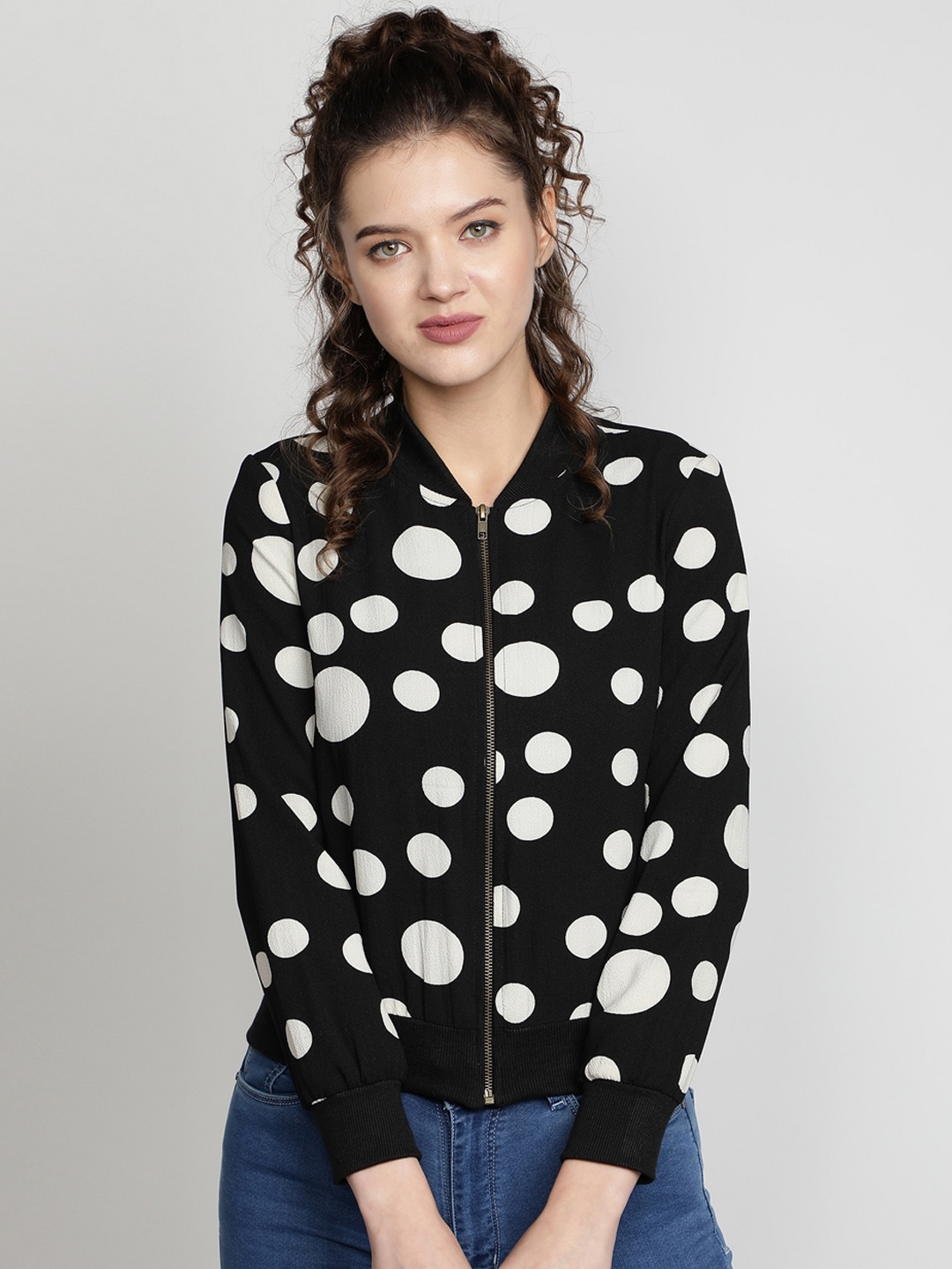 

NUEVOSDAMAS Women Black Crop Tailored Jacket