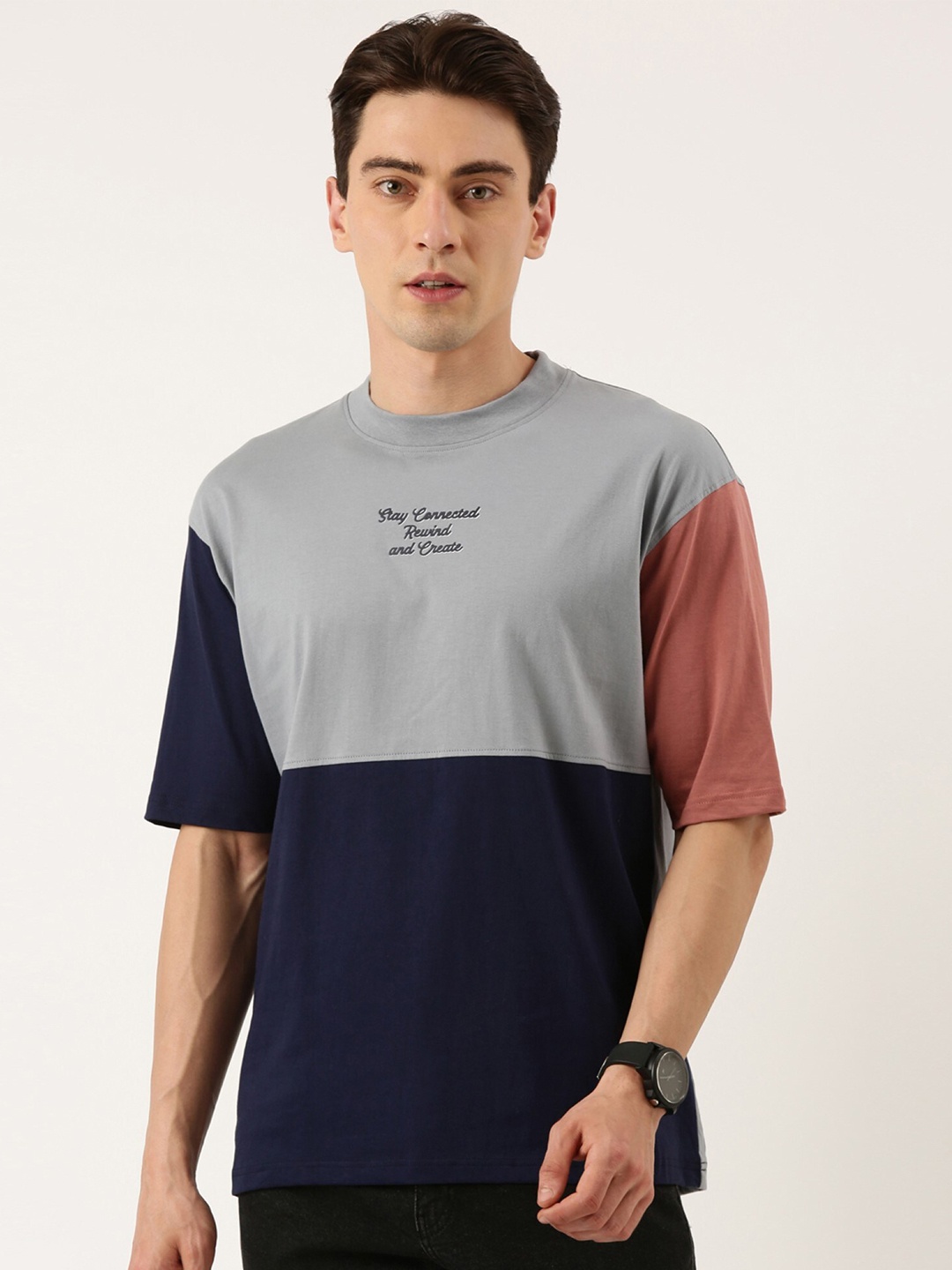 

Maniac Men Colourblocked Pure Cotton Boxy T-shirt, Grey