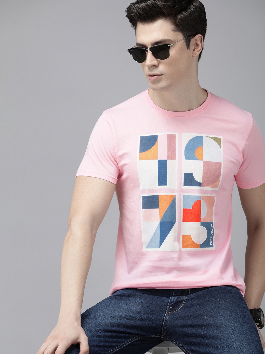 

Pepe Jeans Men Pink & Blue Typography Printed Pure Cotton Slim Fit T-shirt