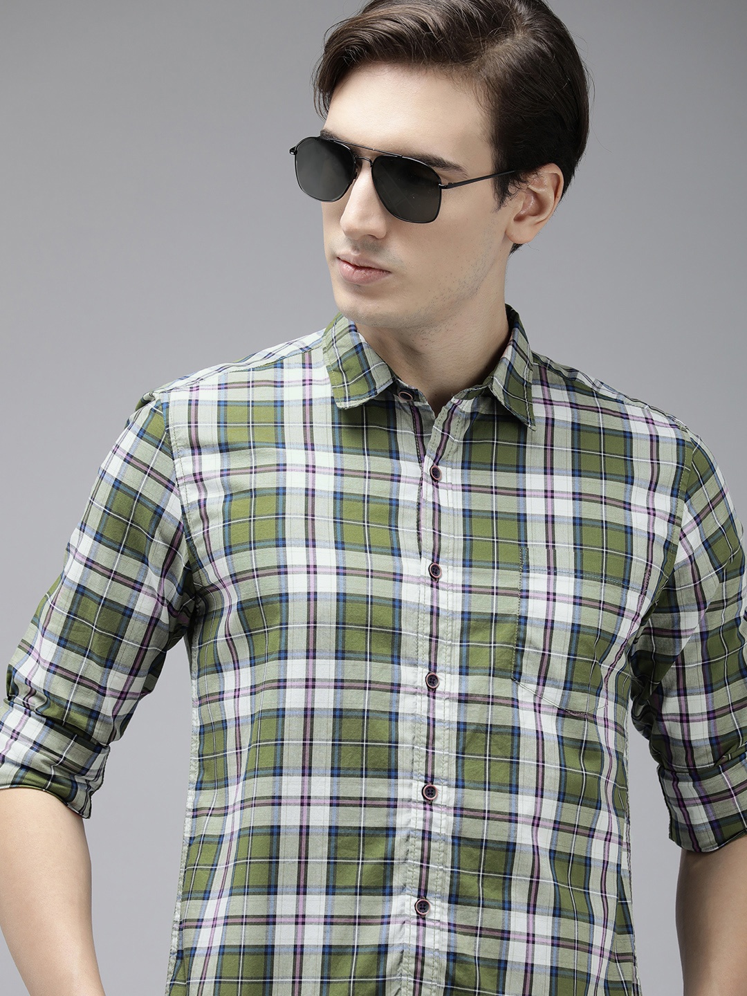

Pepe Jeans Men Solid Pure Cotton Casual Shirt, Green