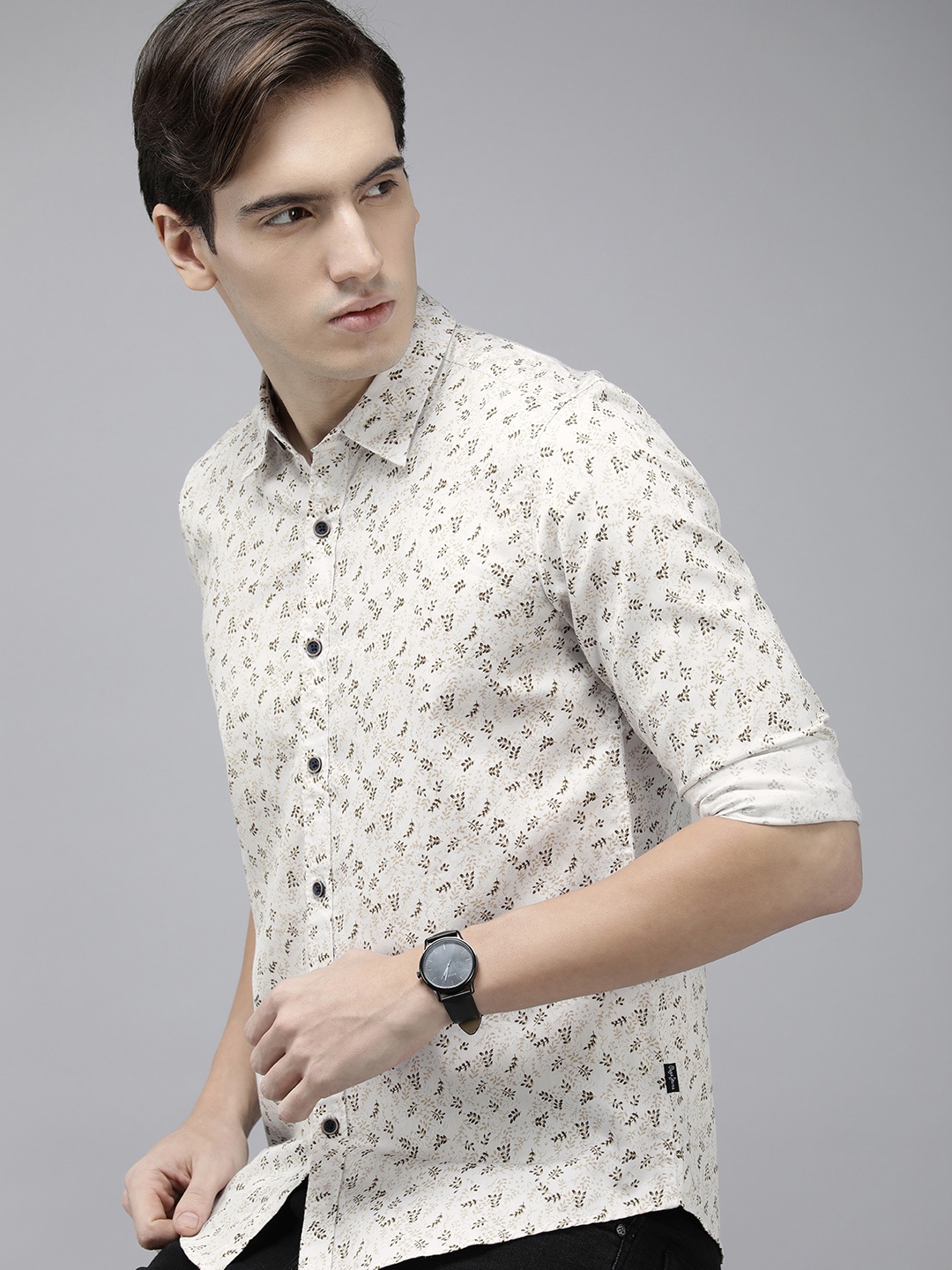 

Pepe Jeans Men Pure Cotton Tropical Printed Casual Shirt, White