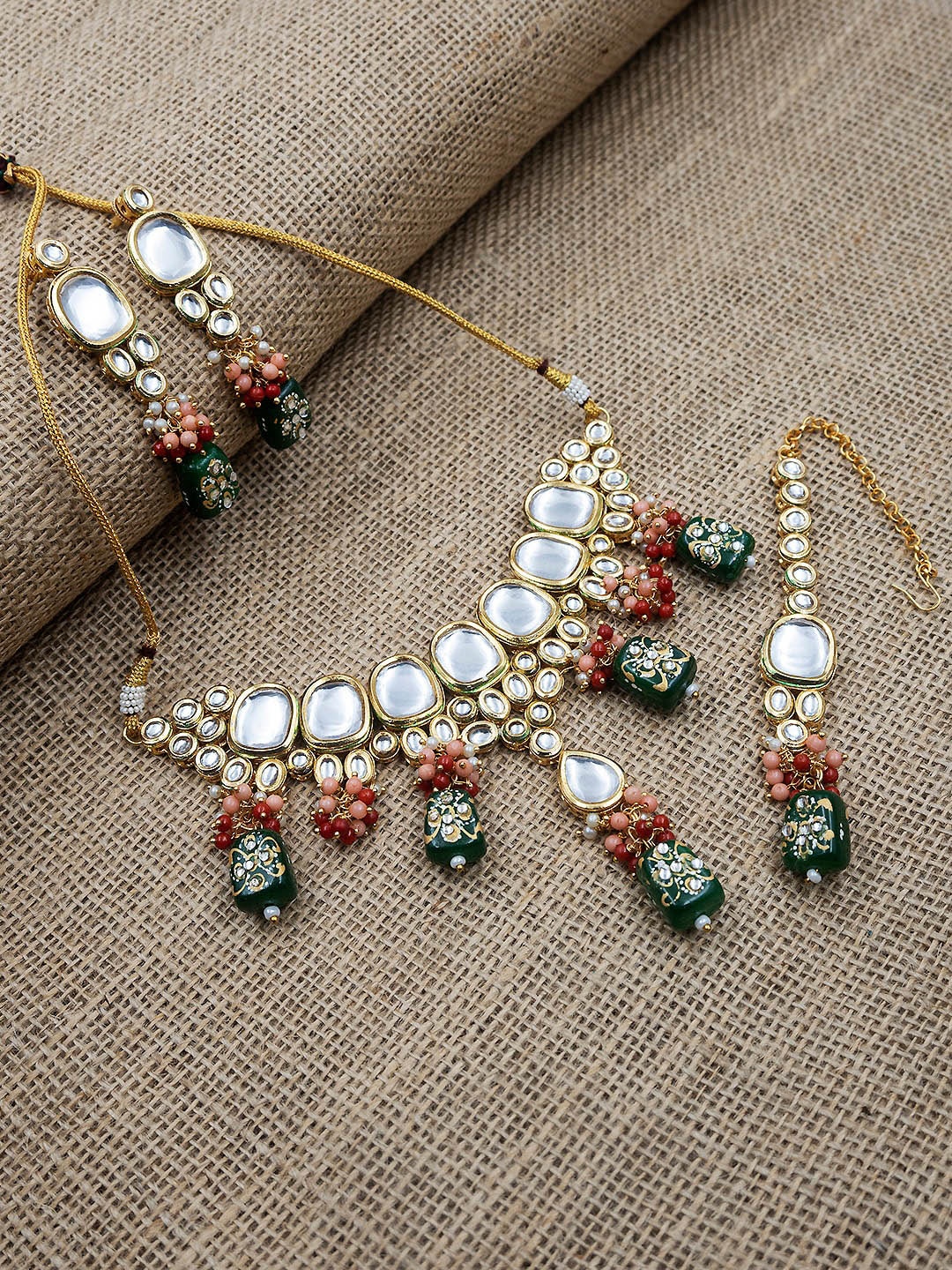

StileAdda Gold-Plated Kundan Studded Jewellery Set With Maang Tikka
