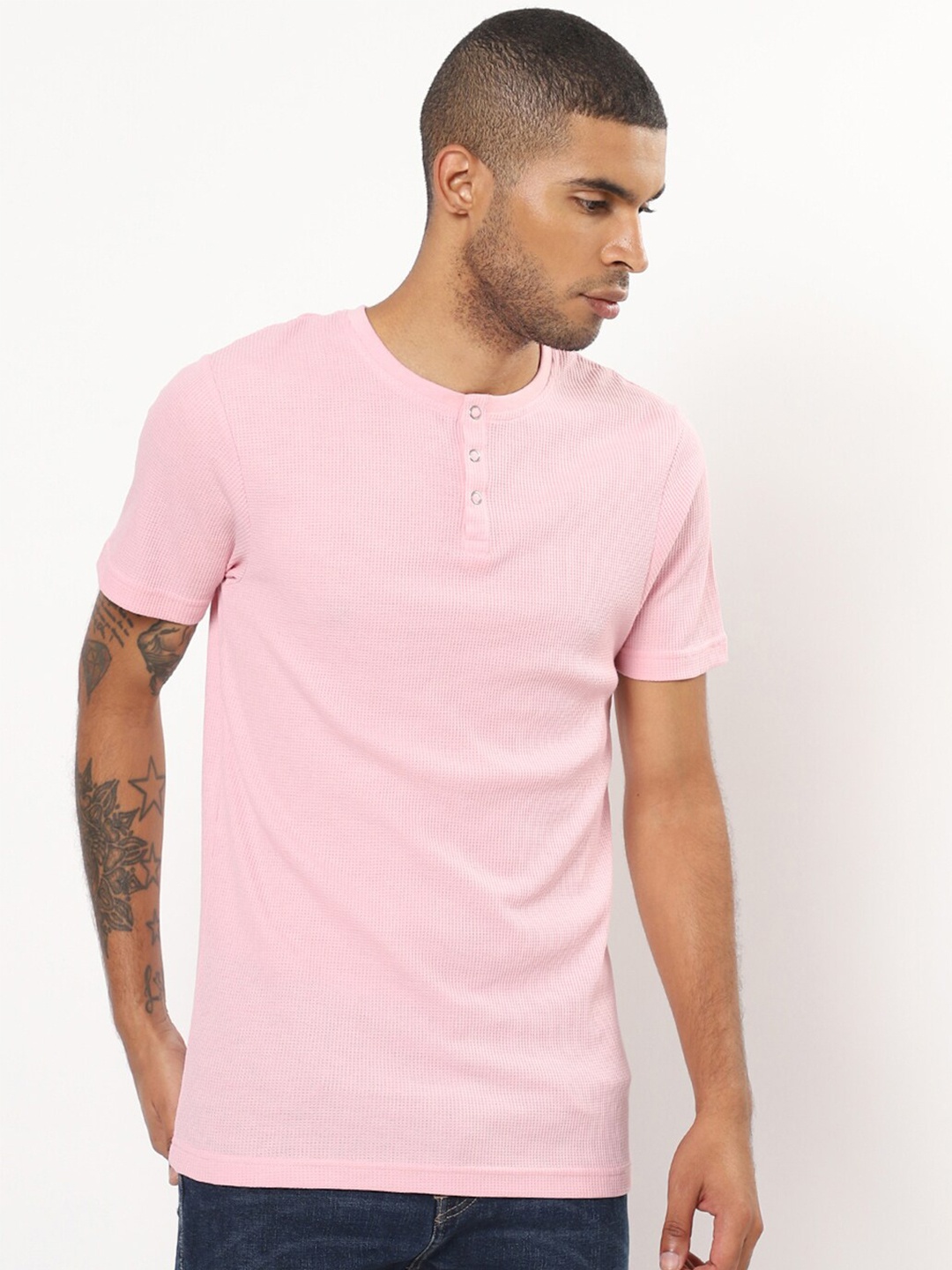 

Bewakoof Men Henley Neck Cotton T-shirt, Pink