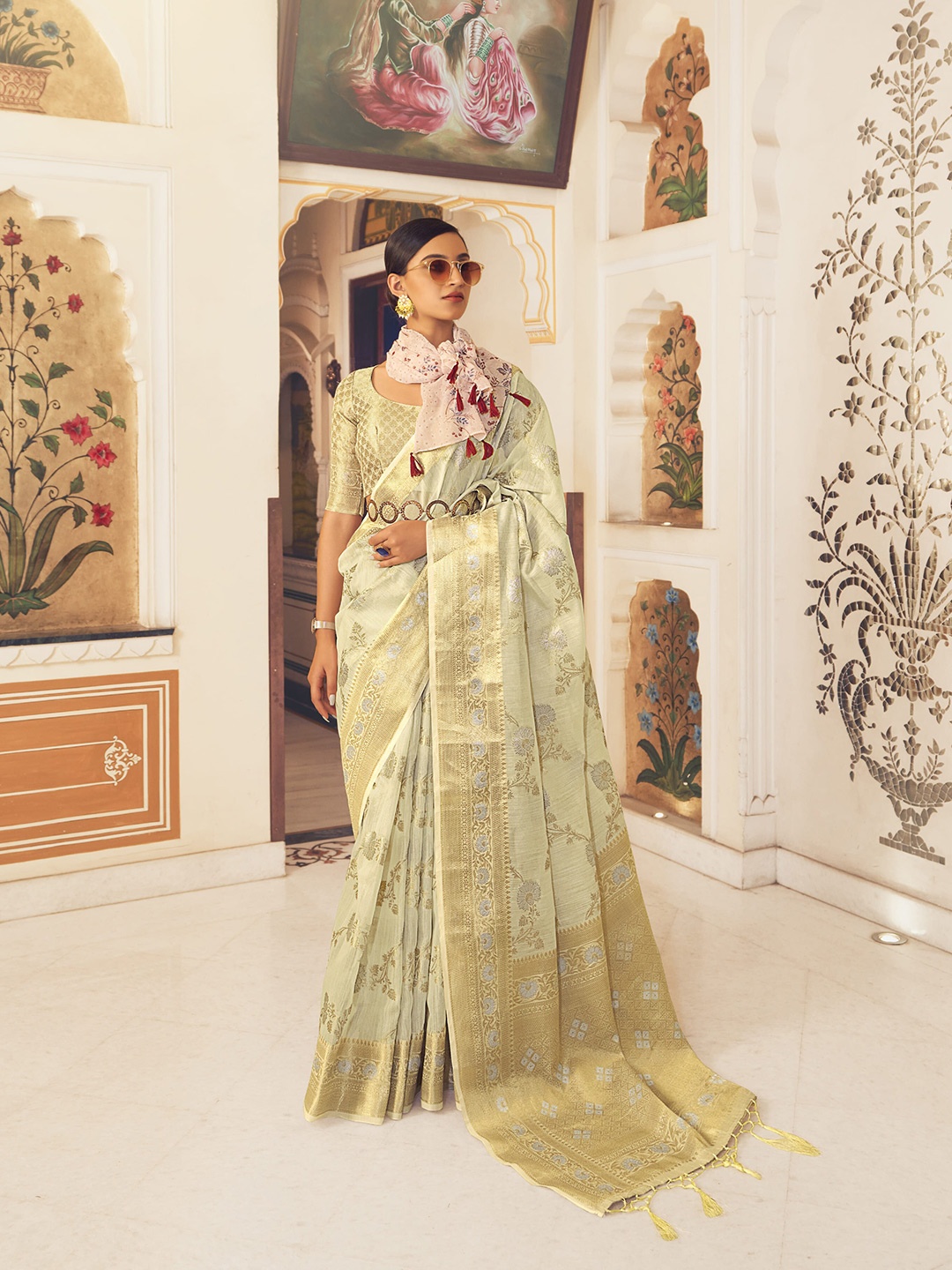 

elora Woven Design Zari Pure Linen Saree, Beige
