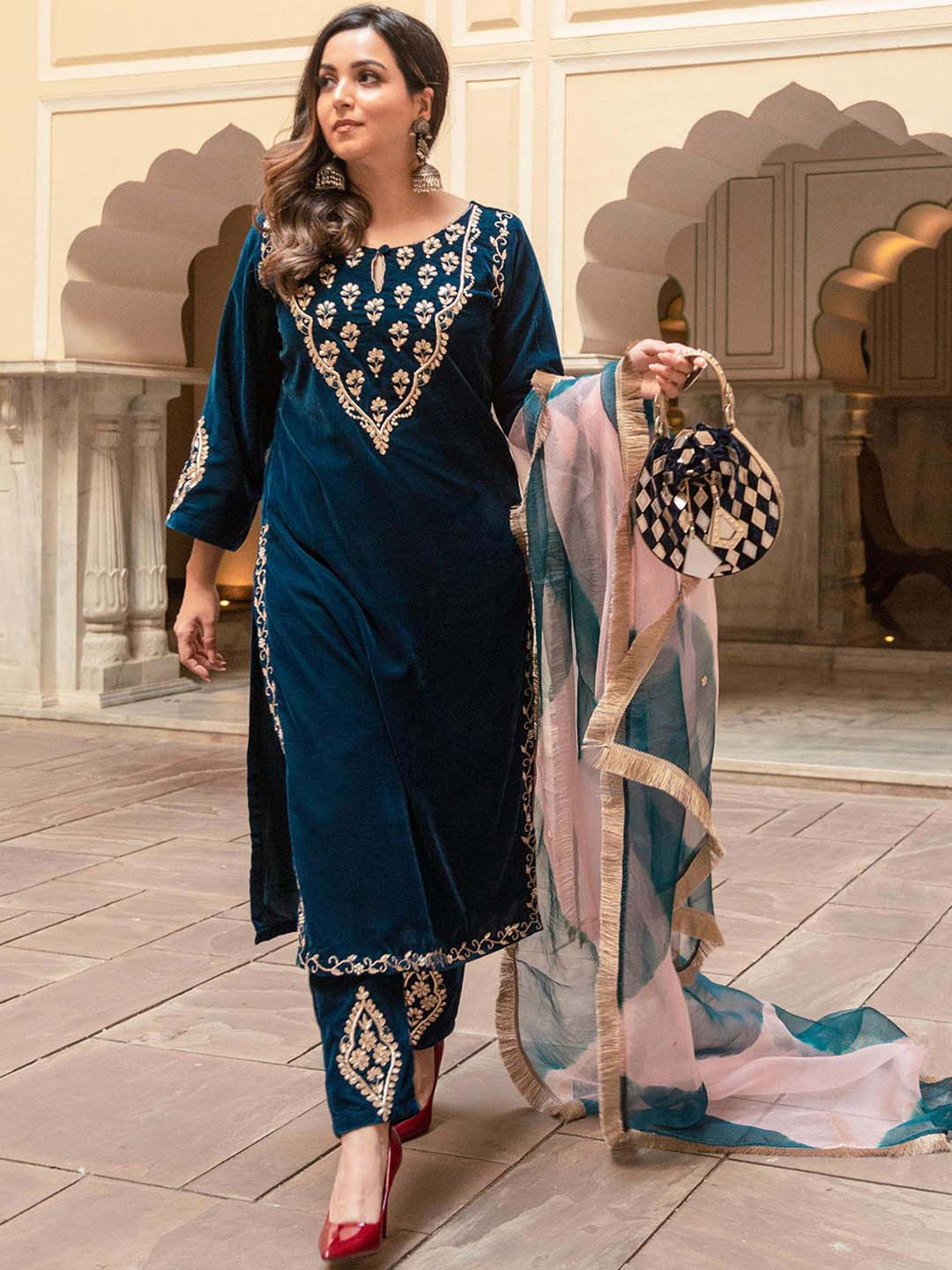 

AACHHO Women Ethnic Motifs Embroidered Velvet Kurta with Trousers & With Dupatta, Blue