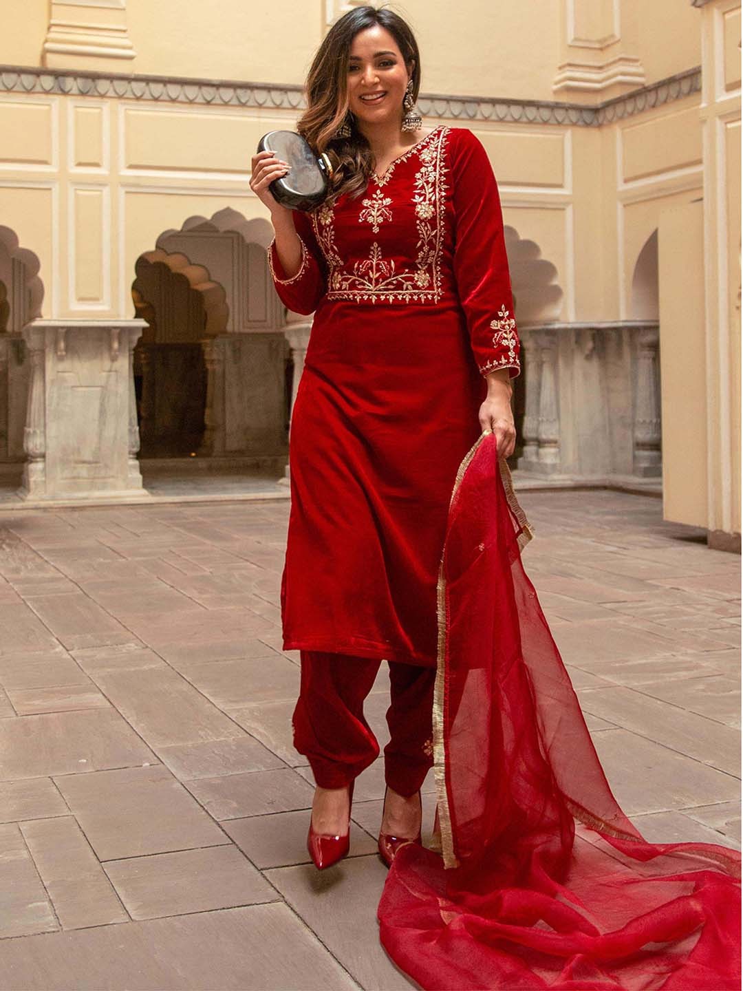 

AACHHO Embroidered Velvet Straight Kurta with Salwar & With Dupatta, Red