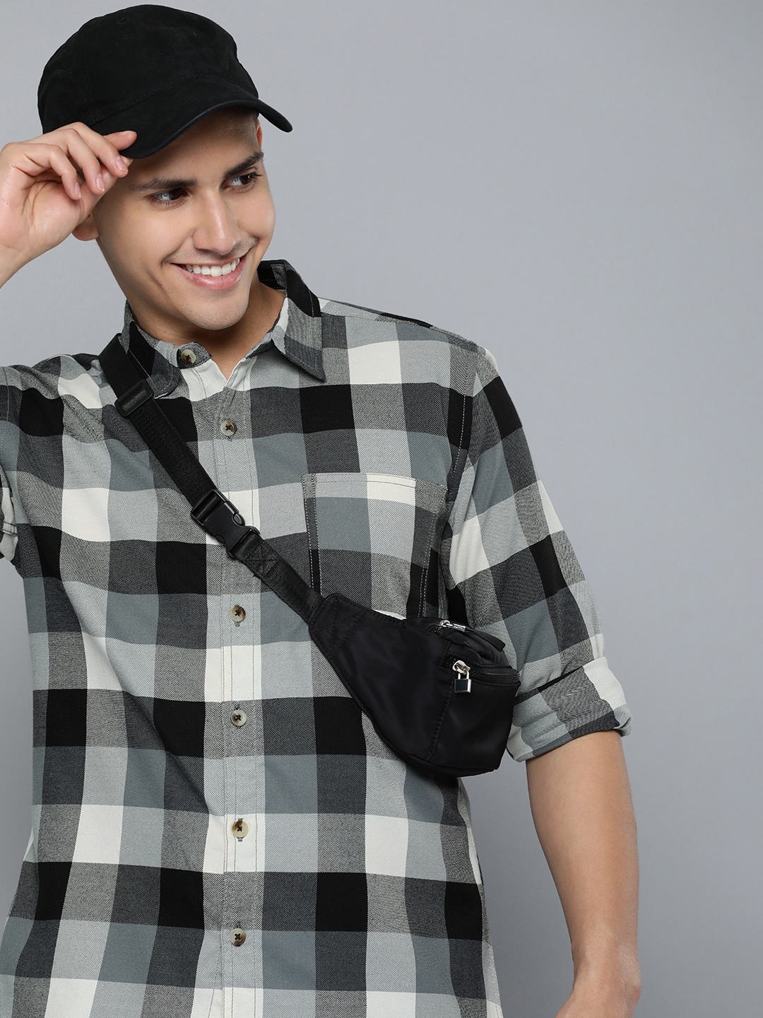 

HERE&NOW Men Slim Fit Checked Casual Shirt, Multi