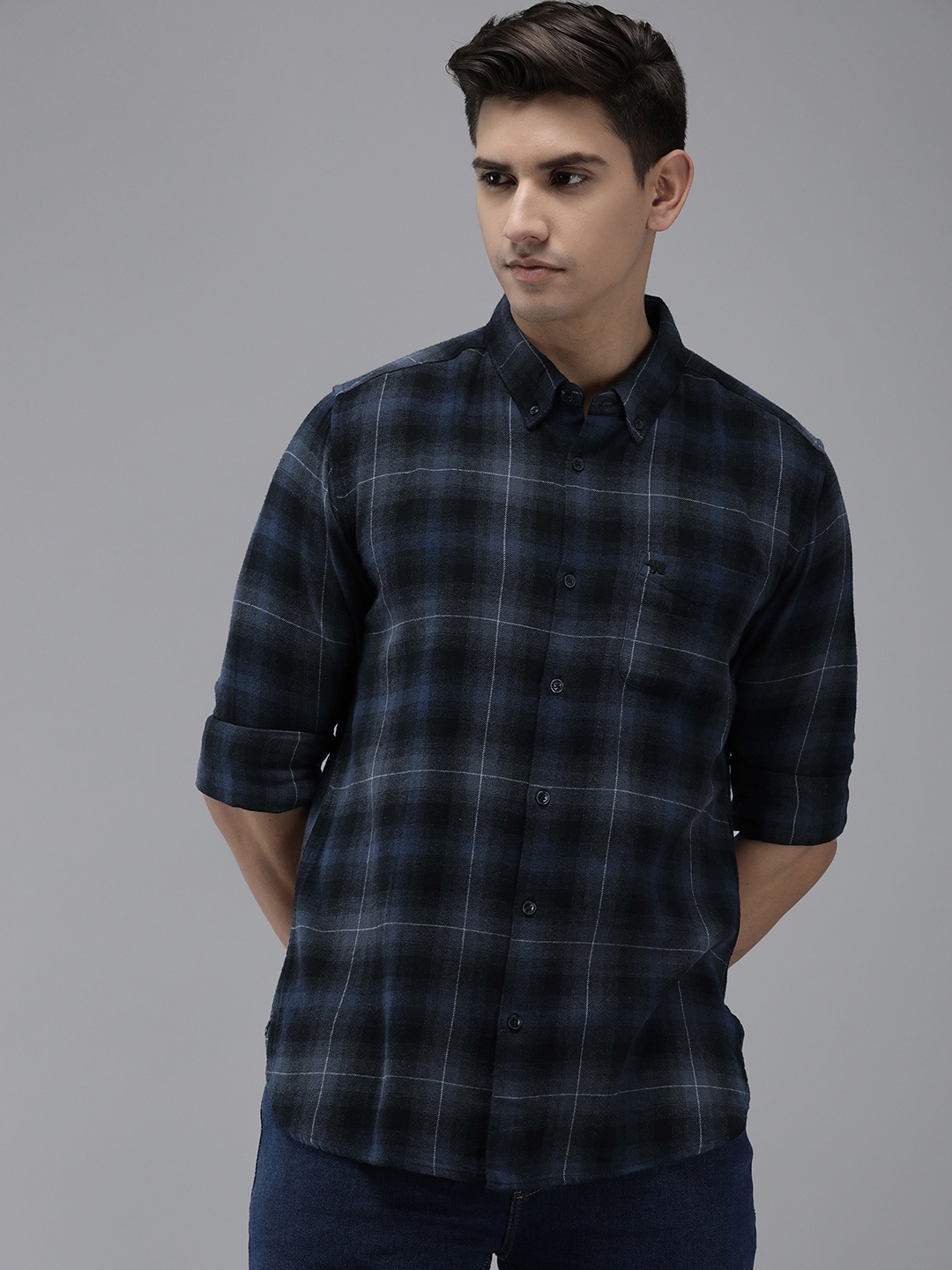 

THE BEAR HOUSE Men Slim Fit Checked Pure Cotton Casual Shirt, Navy blue
