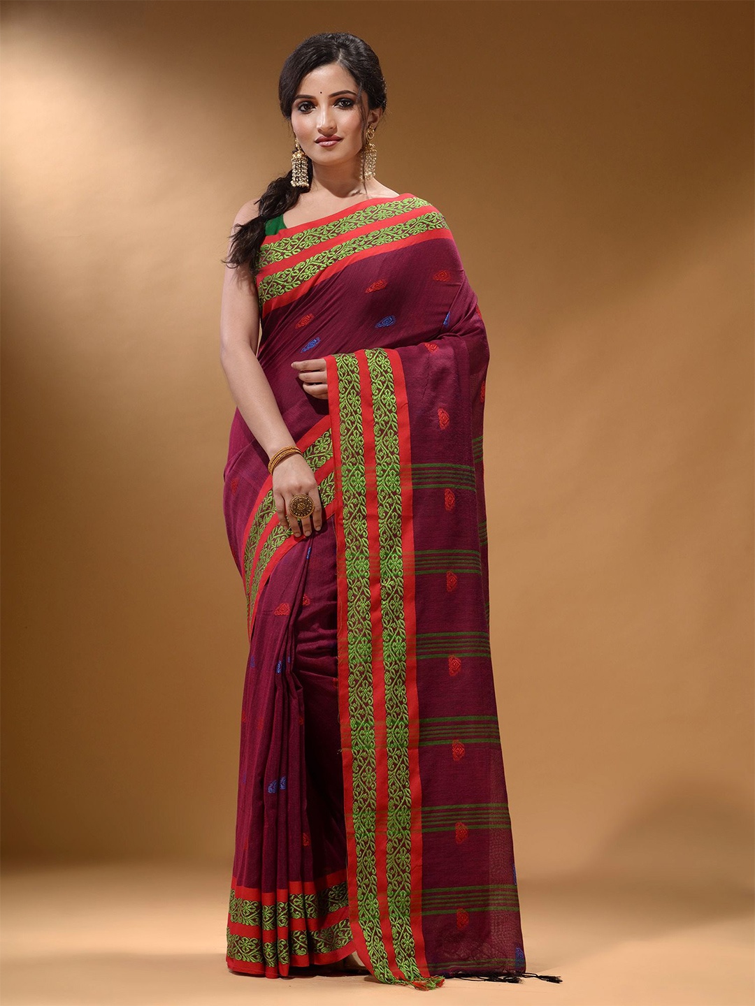 

Arhi Woven Design Embroidered Pure Cotton Saree, Magenta