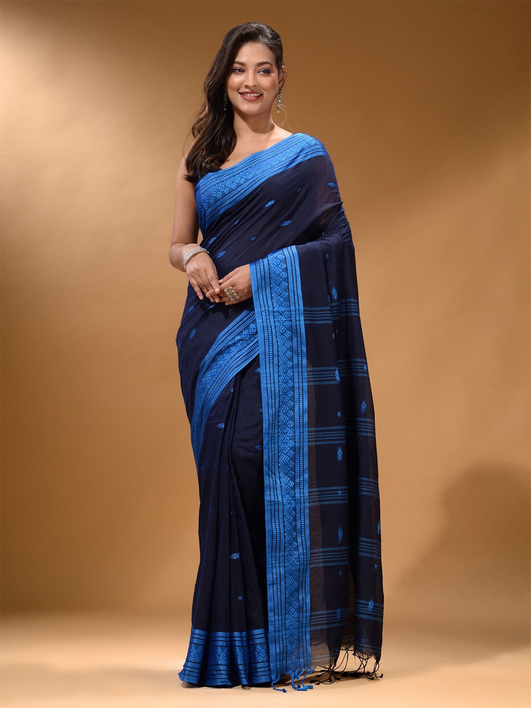 

Arhi Woven Design Pure Cotton Saree, Navy blue