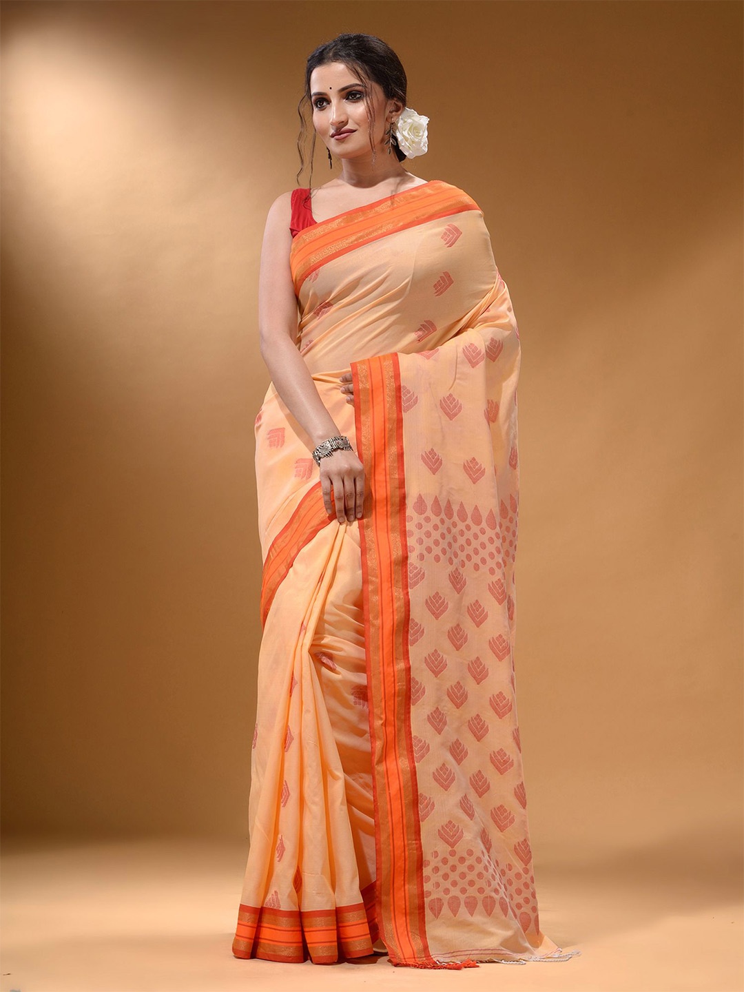 

Arhi Woven Design Zari Saree, Cream