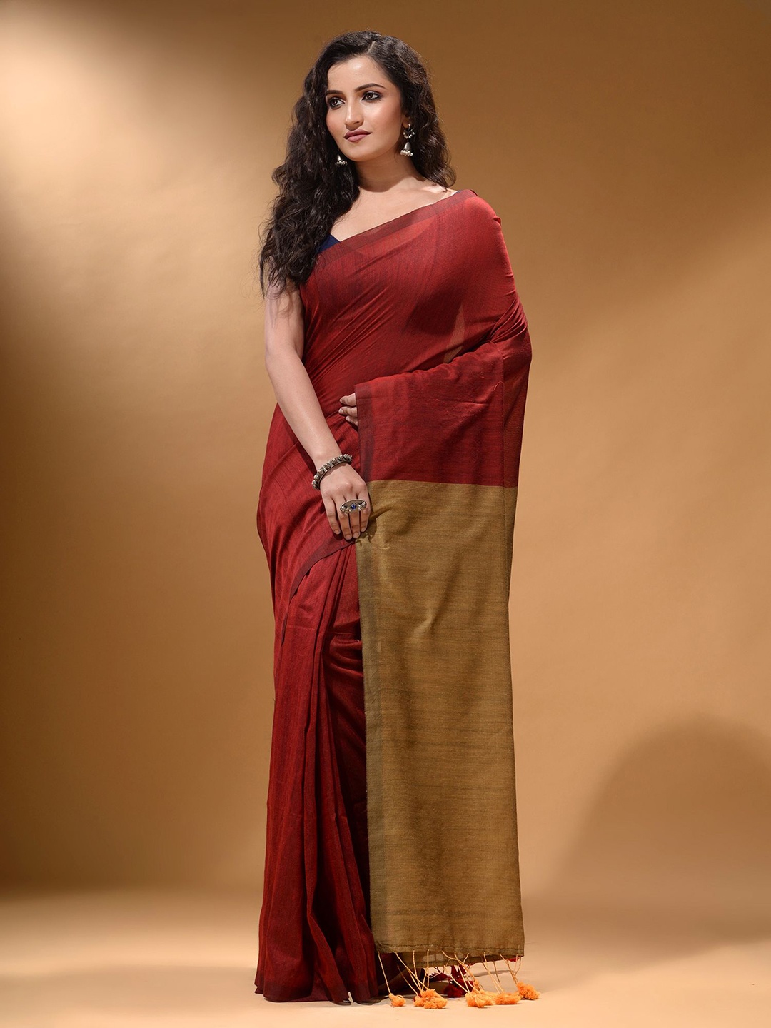 

Arhi Colourblocked Pure Cotton Saree, Maroon