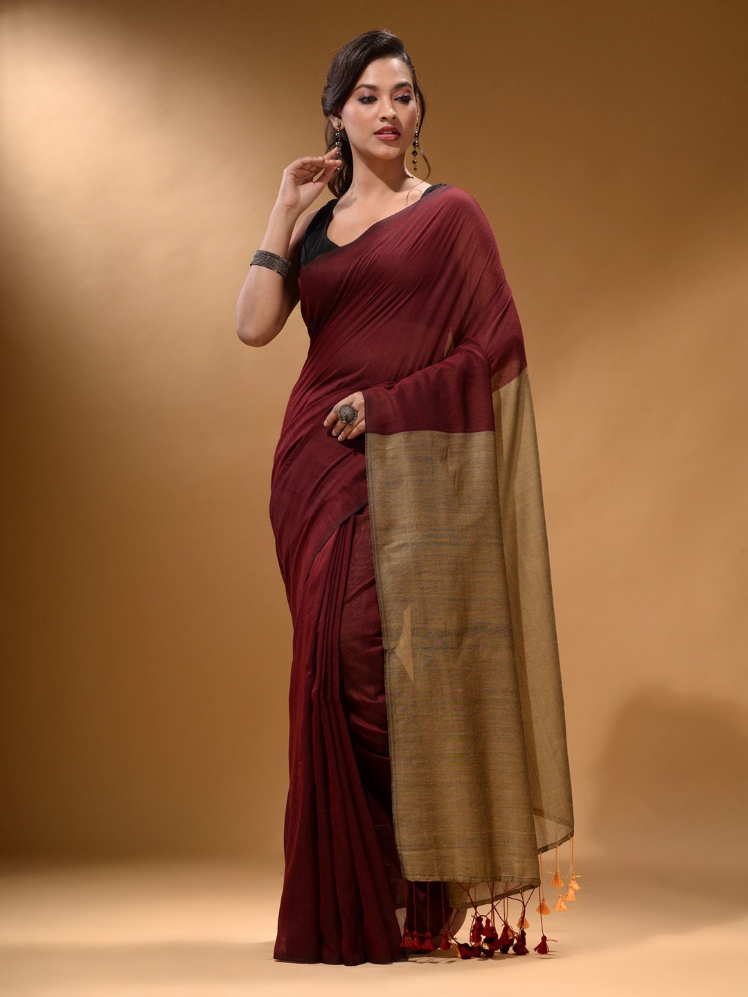 

Arhi Colourblocked Pure Cotton Saree, Maroon