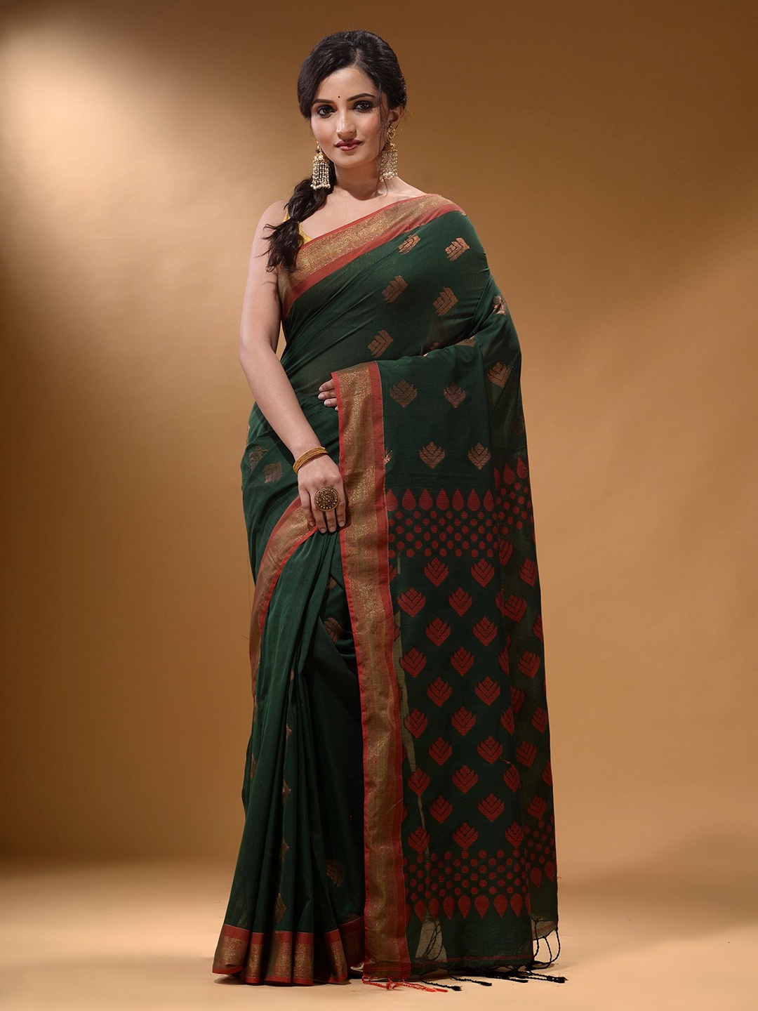 

Arhi Ethnic Motifs Zari Handloom Saree, Green