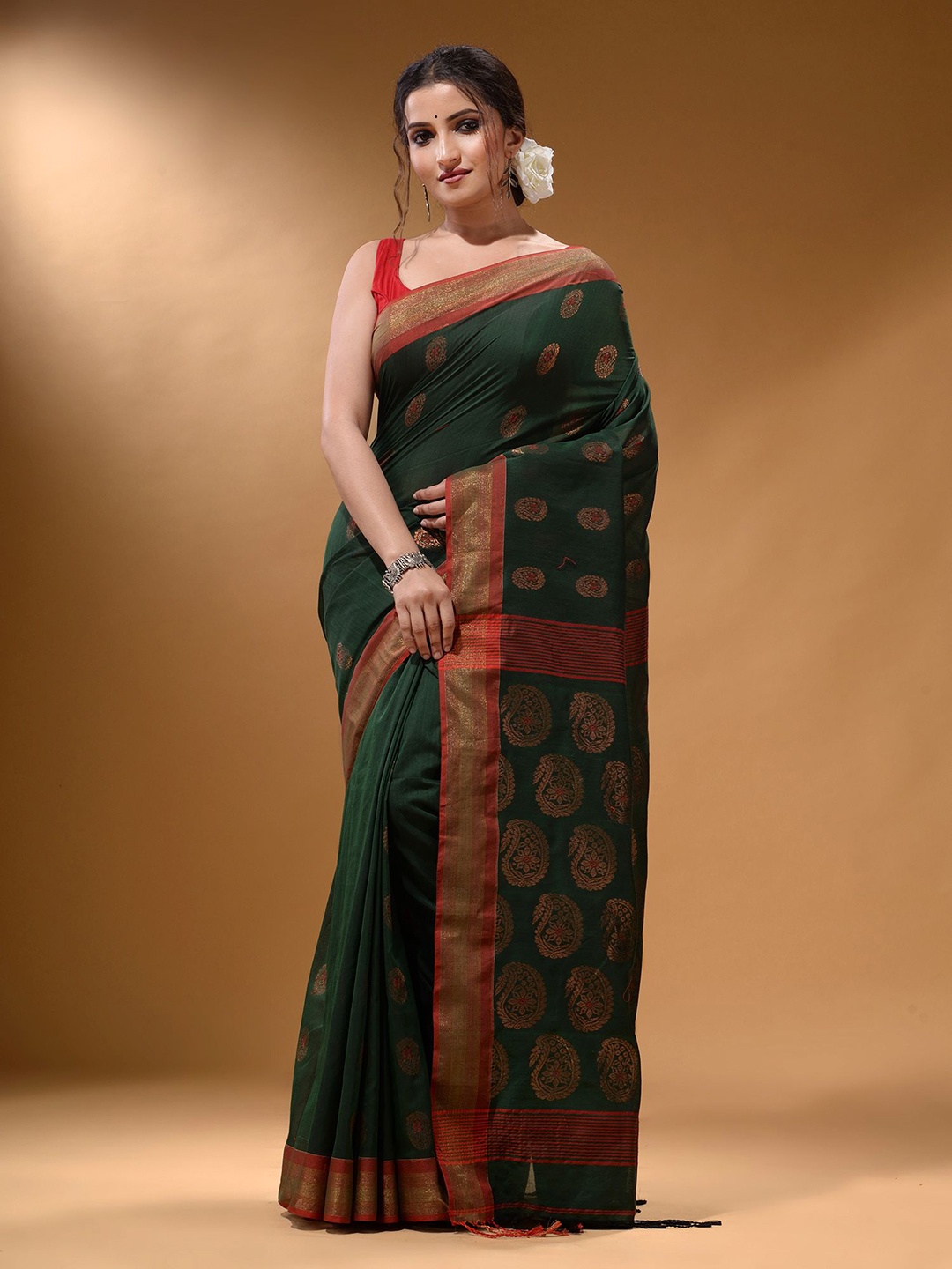 

Arhi Paisley Zari Silk Blend Saree, Green