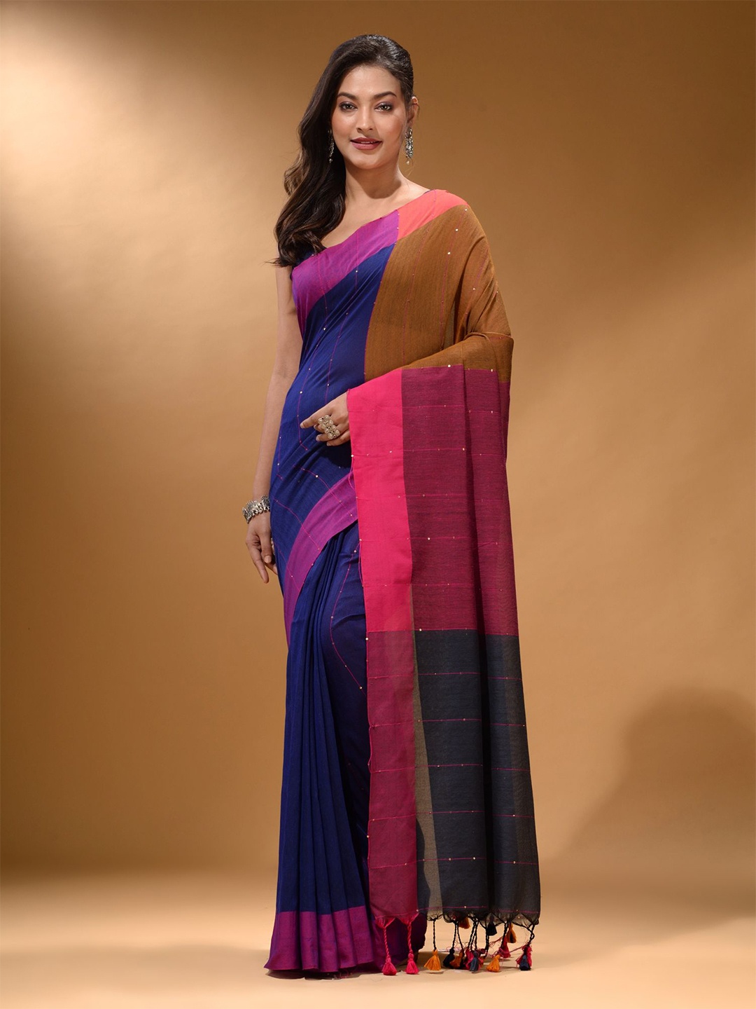 

Arhi Colourblocked Sequinned Pure Cotton Saree, Blue