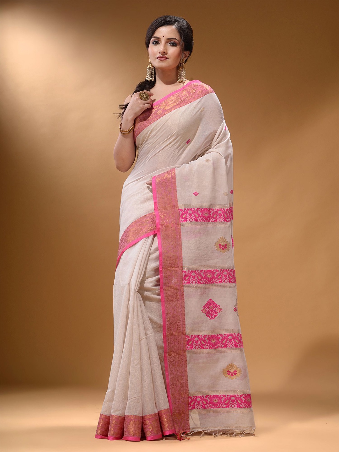 

Arhi Woven Design Zari Boarder Saree, Off white