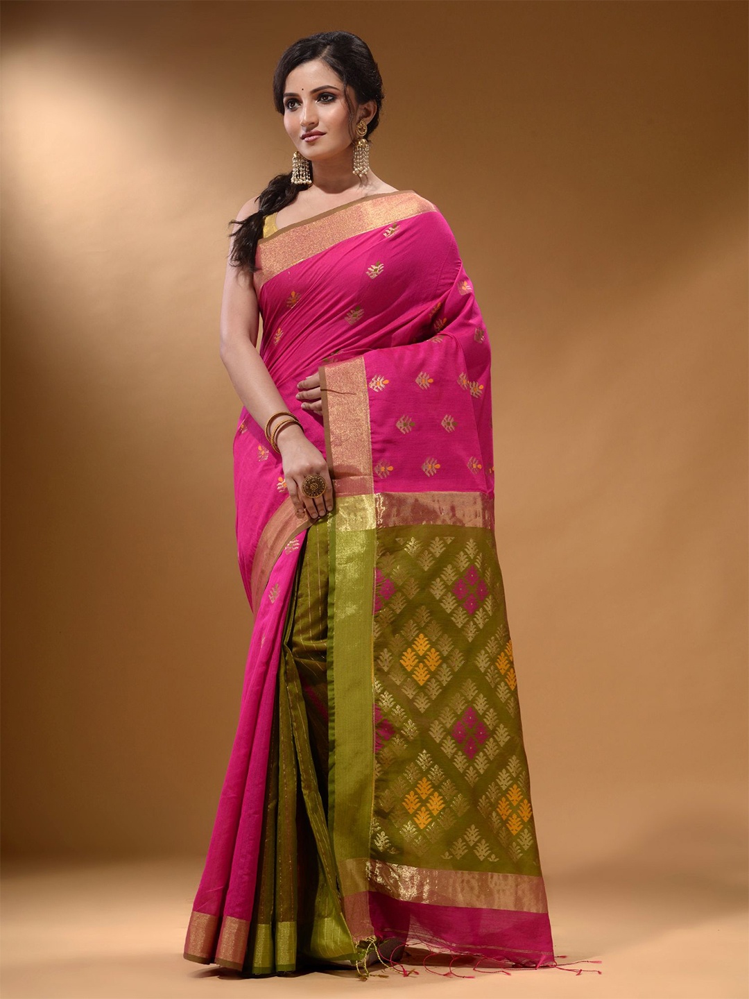 

Arhi Woven Design Zari Saree, Pink