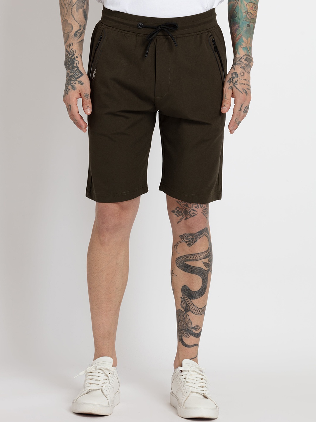 

Status Quo Men Cotton Mid Rise Regular Fit Shorts, Green
