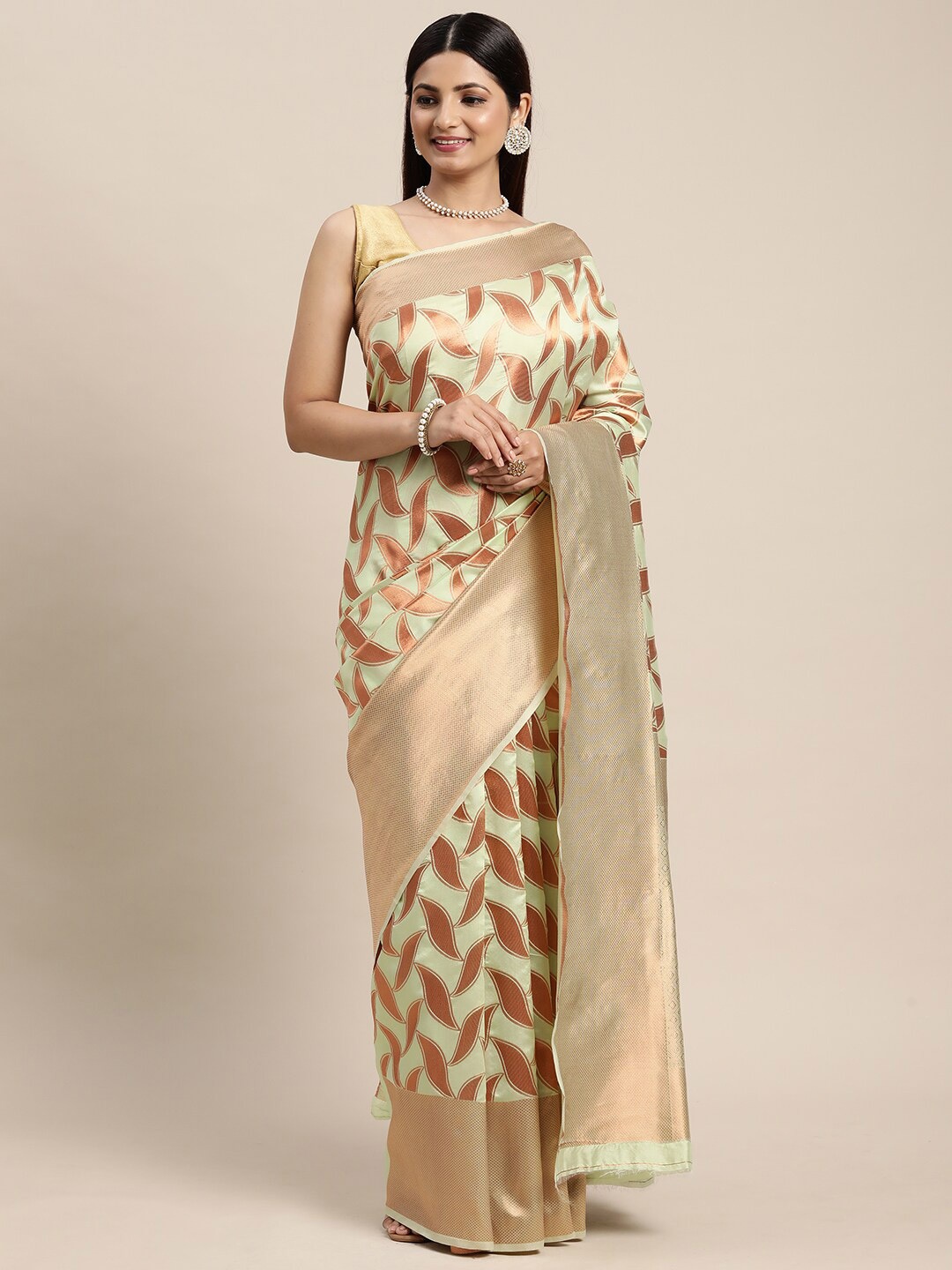 

eshami Woven Design Zari Saree, Lime green