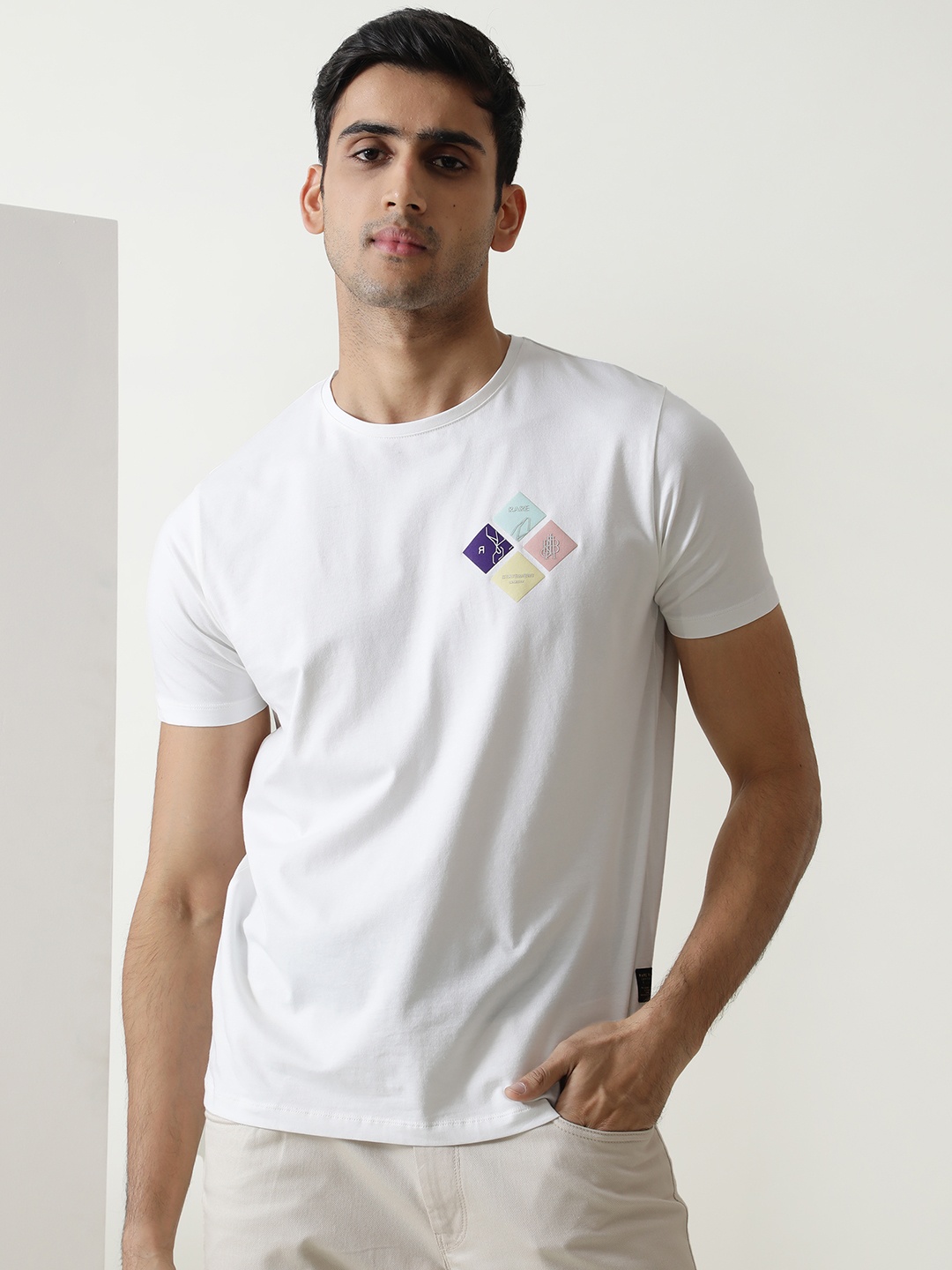 

RARE RABBIT Men Badget Round Neck Slim Fit Cotton T-Shirt, White