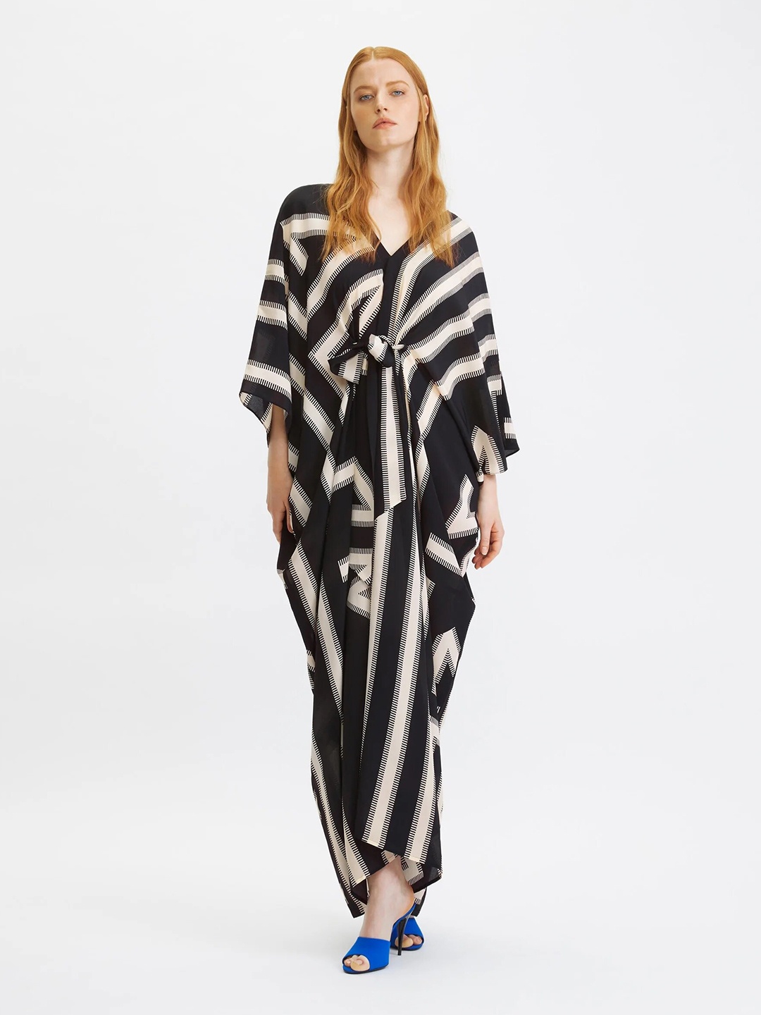 

Navvi V-Neck Kaftan Maxi Dress, Black