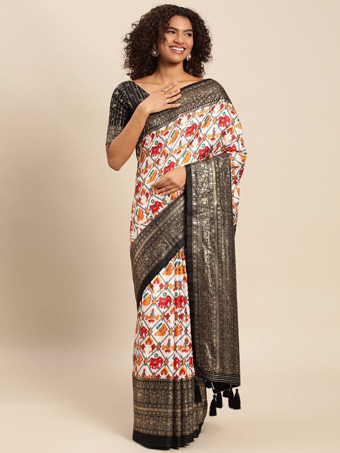 

AVANSHEE Geometric Printed Zari Art Silk Saree, Black