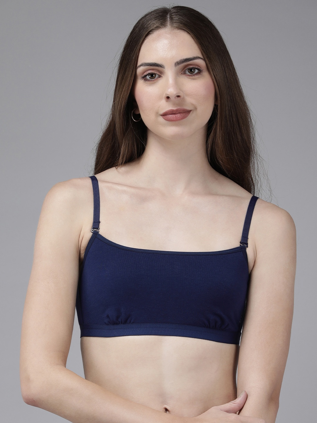 

Van Heusen Women Solid Non Padded Wireless Bralette, Navy blue