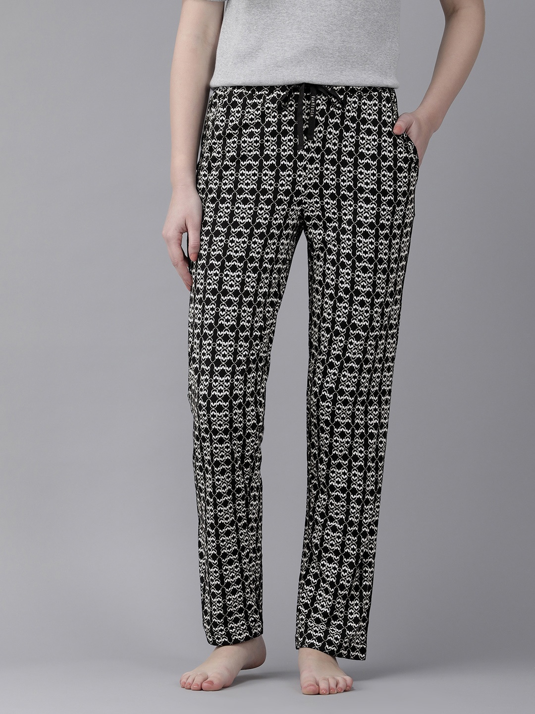 

Van Heusen Women Allover Print Functional Pocket Ultra Soft Lounge Pants, Black