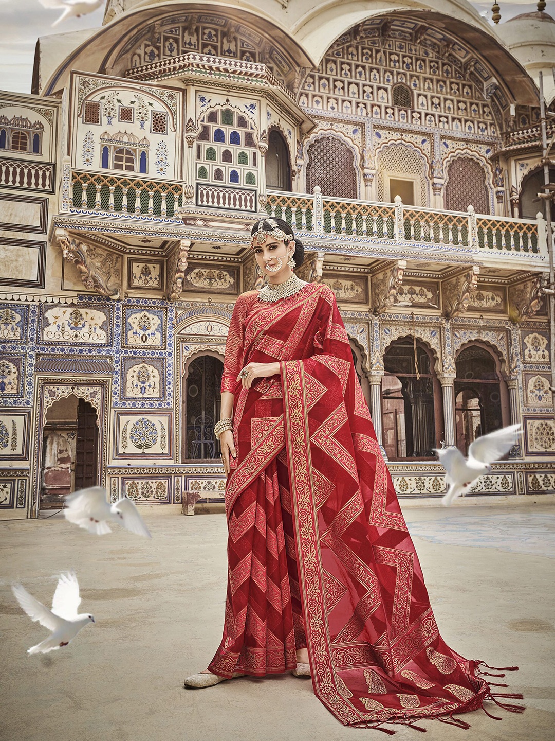 

elora Woven Design Ethnic Motifs Zari Organza Saree, Red