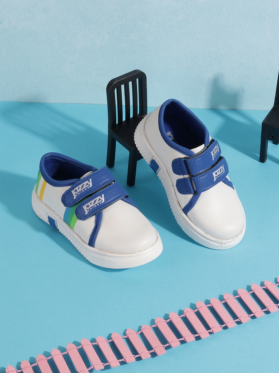 

Jazzy Juniors Girls Colourblocked Sneakers, White