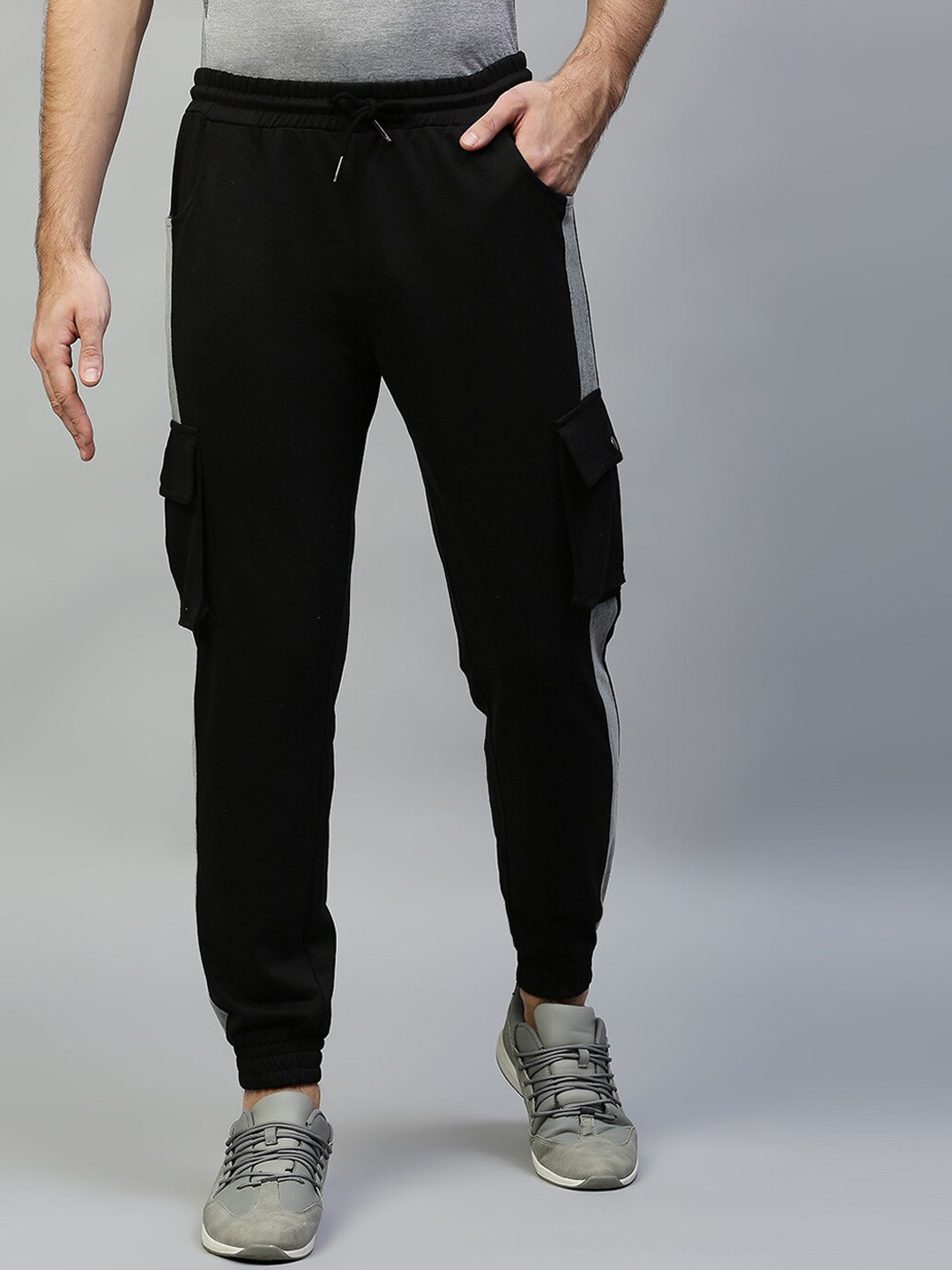 

Hubberholme Men Slim-Fit Joggers, Black
