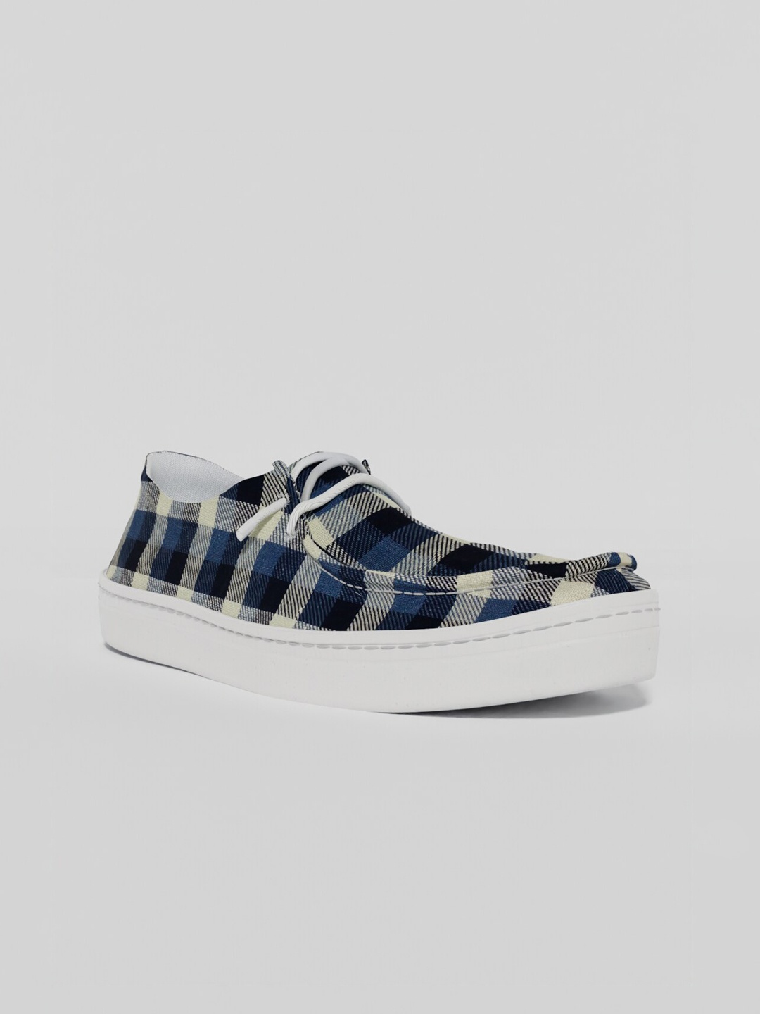 

LOKAIT The Sneakers Company Women Printed Boat Shoes, Navy blue
