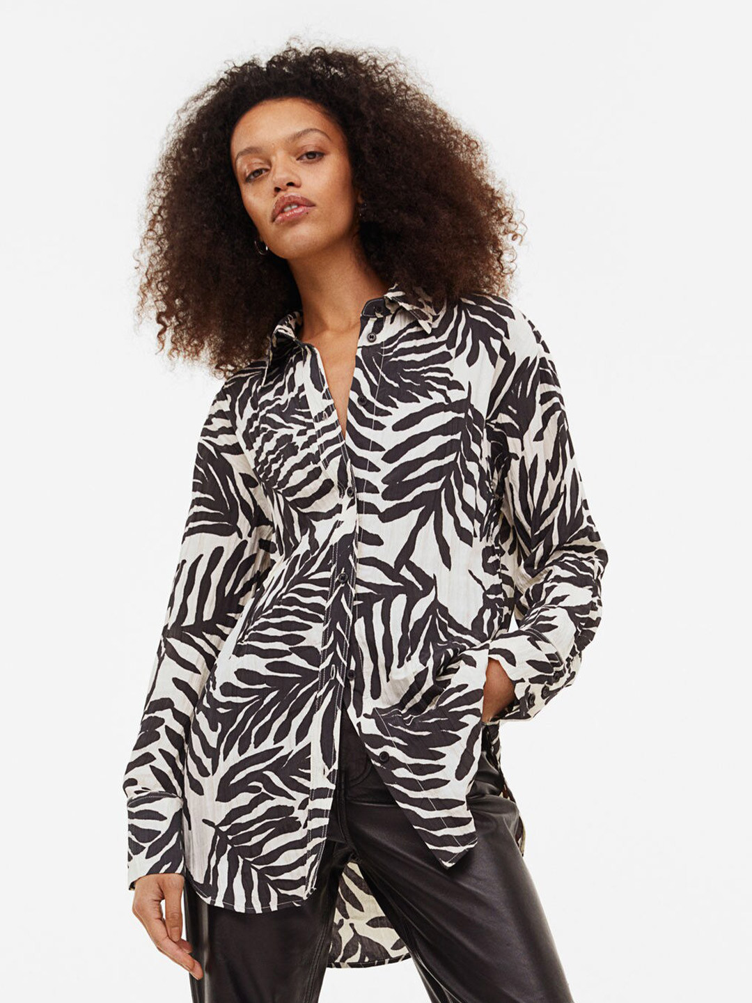 

H&M Women Crinkled Chiffon Shirt, Black