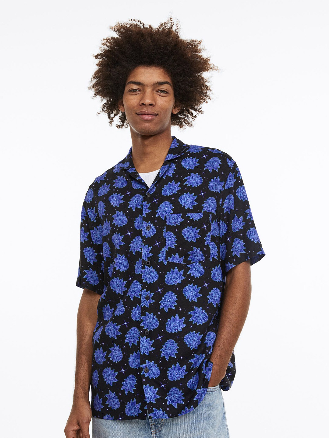 

H&M Men Regular Fit Patterned Resort Shirt, Blue