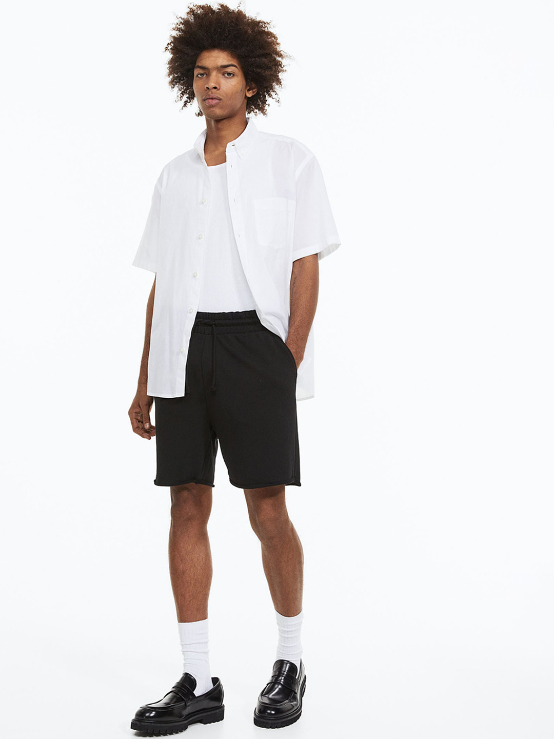 

H&M Men Regular Fit Sweatshirt Shorts, Black